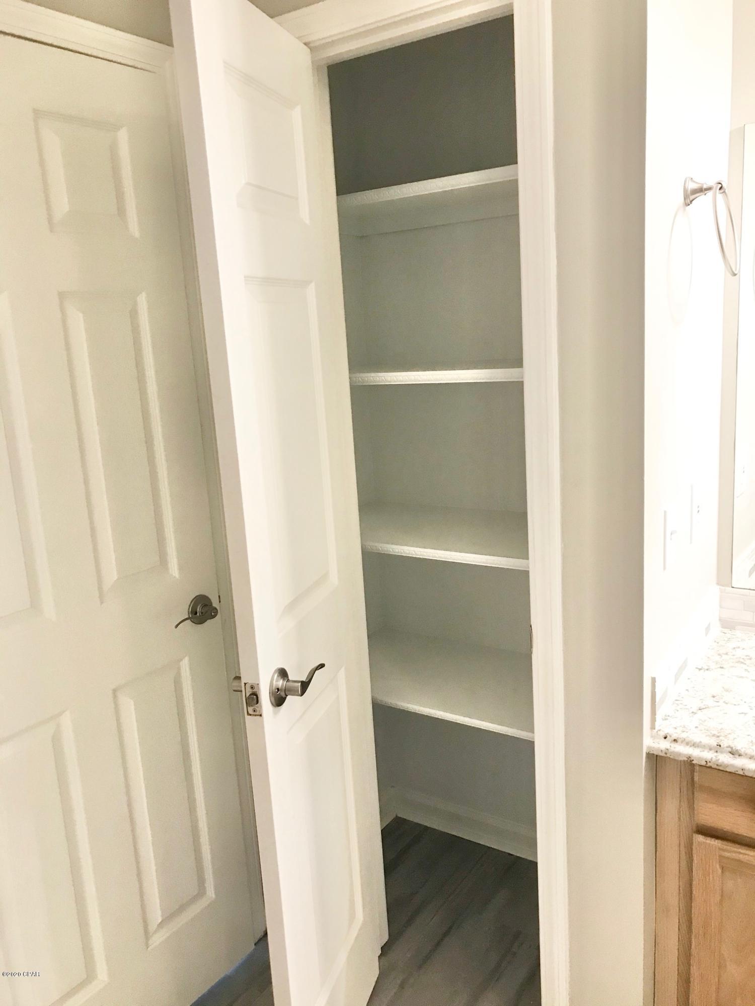 Emerald Coast Club Ph. I - Residential Lease