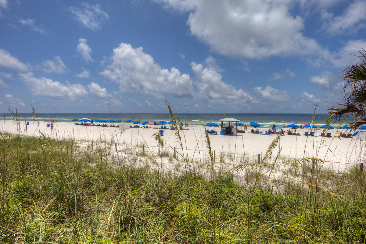 Seachase Condo - Residential