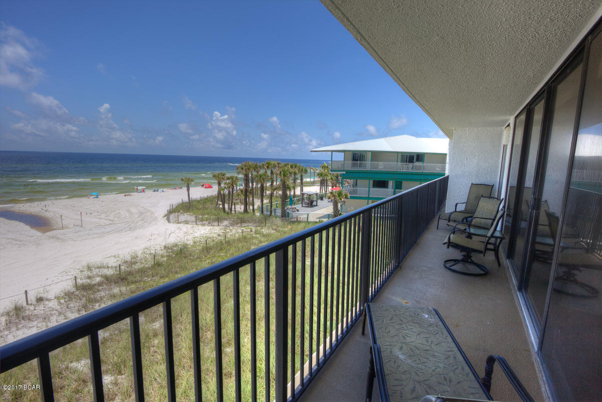 Seachase Condo - Residential