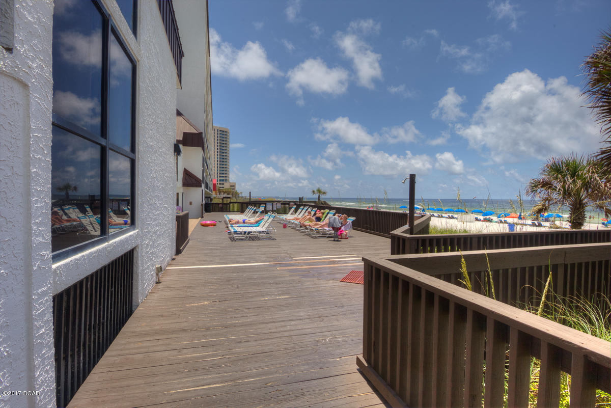 Seachase Condo - Residential