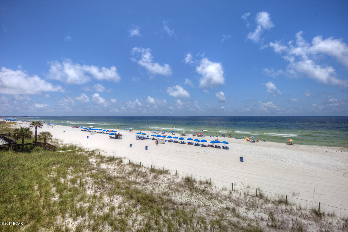 Seachase Condo - Residential