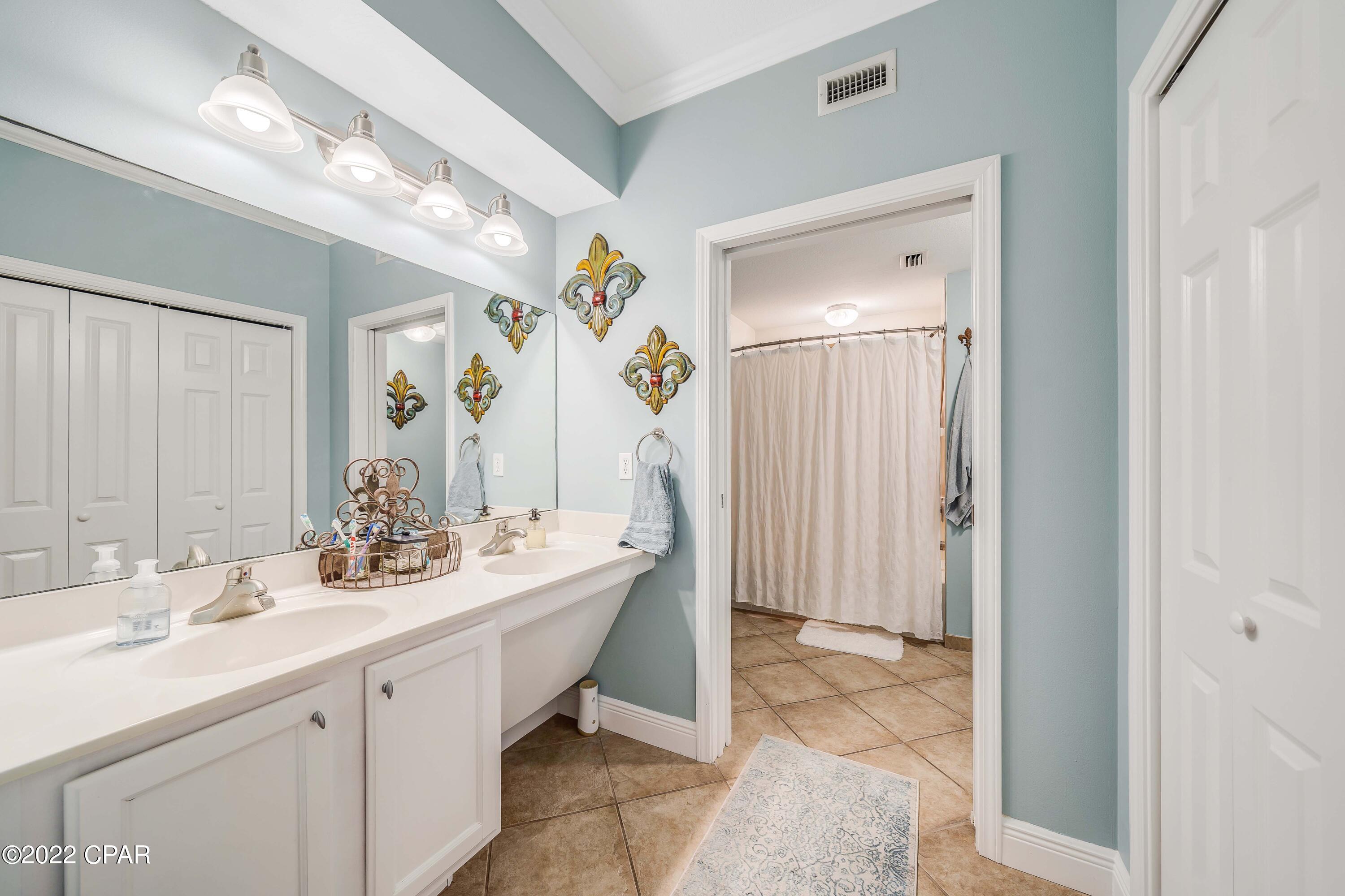 Magnolia Bay Club - Residential