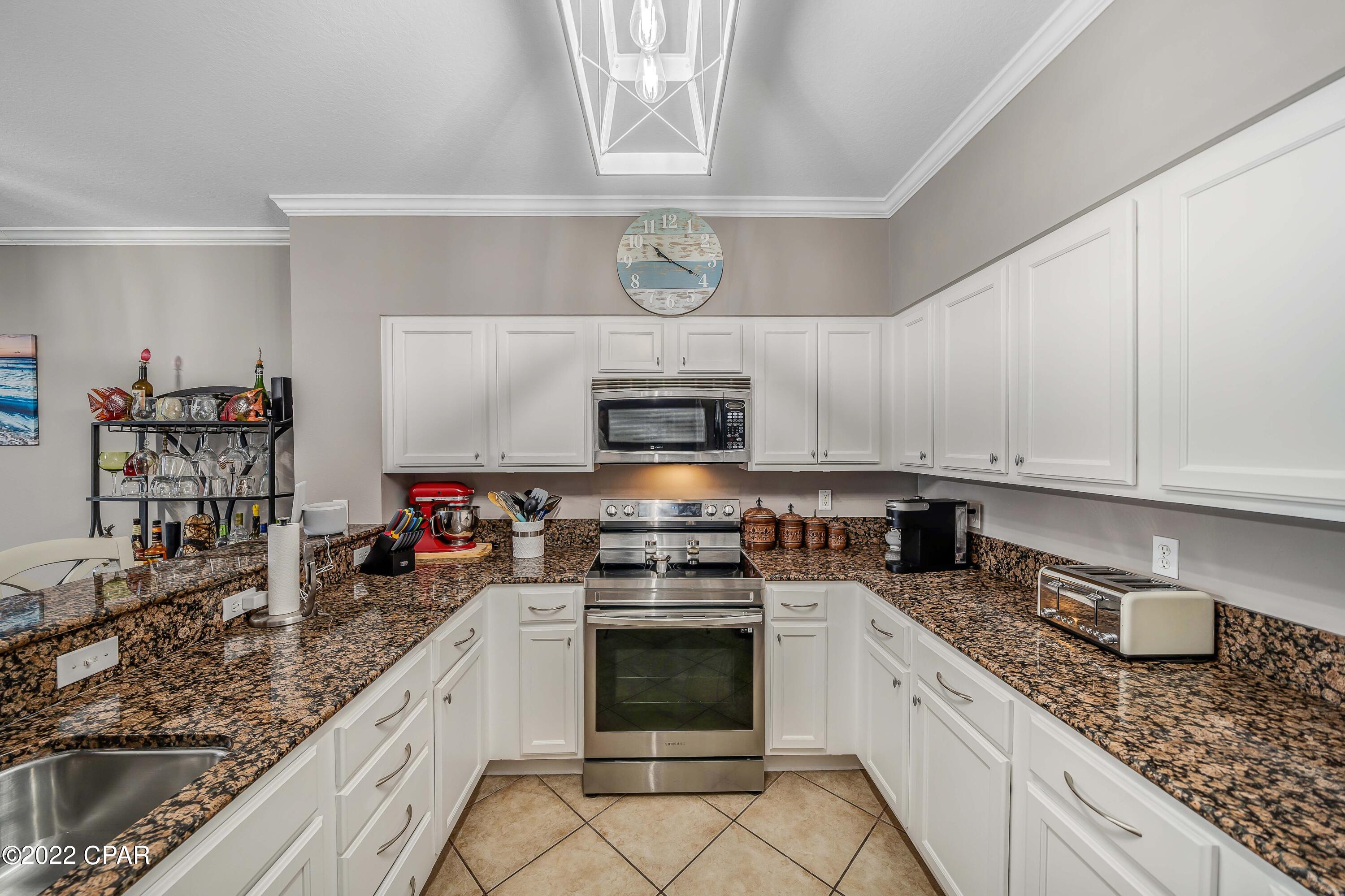 Magnolia Bay Club - Residential