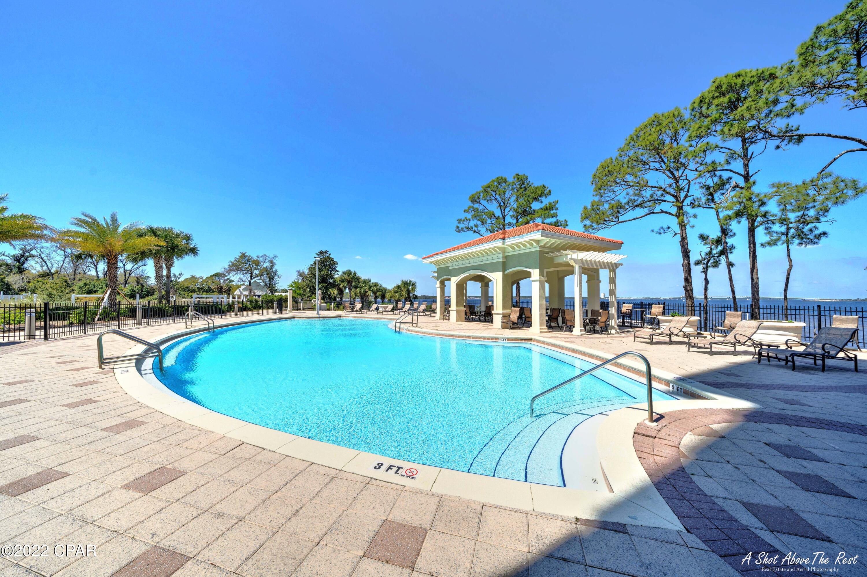 Magnolia Bay Club - Residential