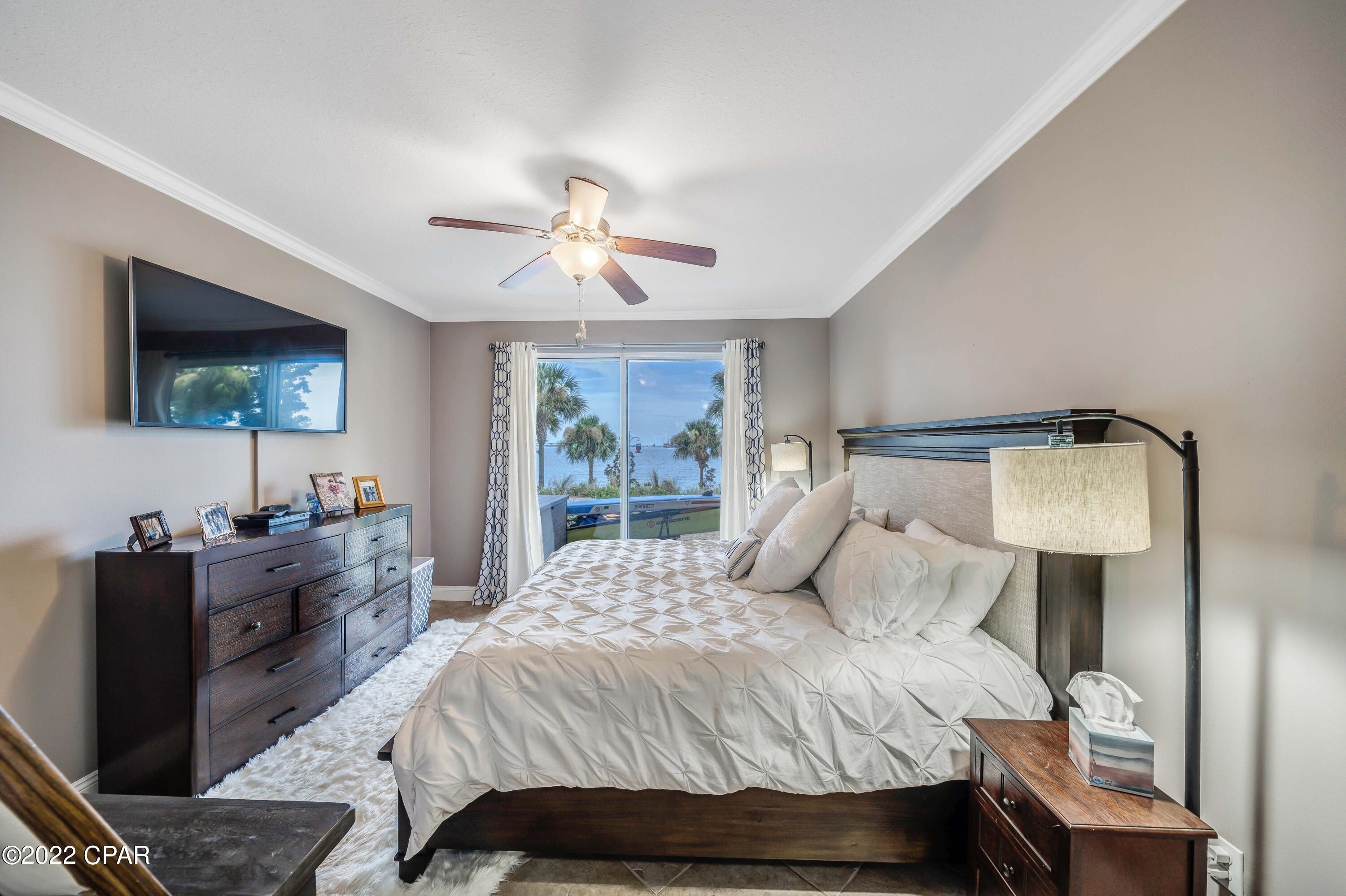 Magnolia Bay Club - Residential