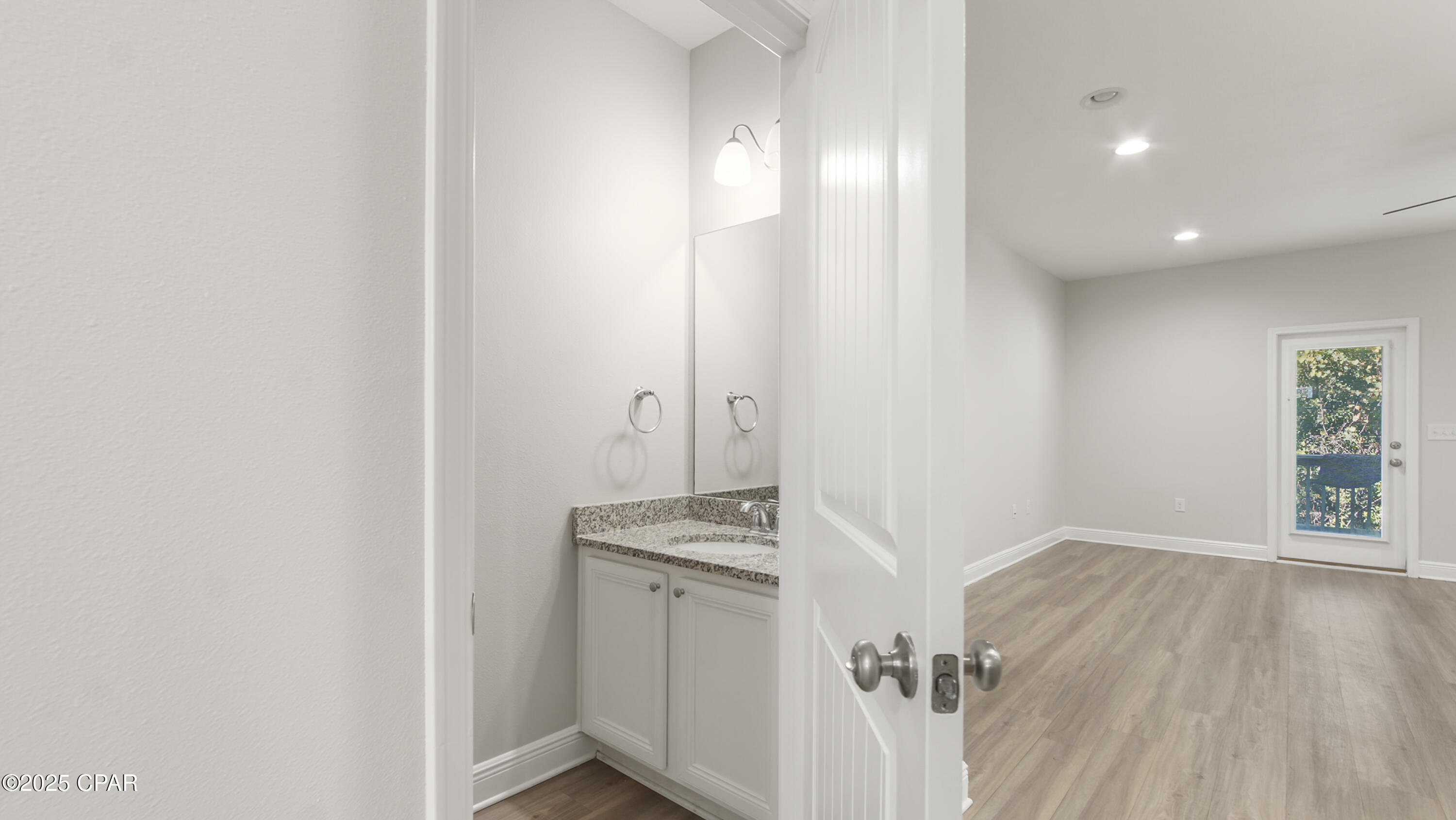Hathaway Townhomes - Residential Lease