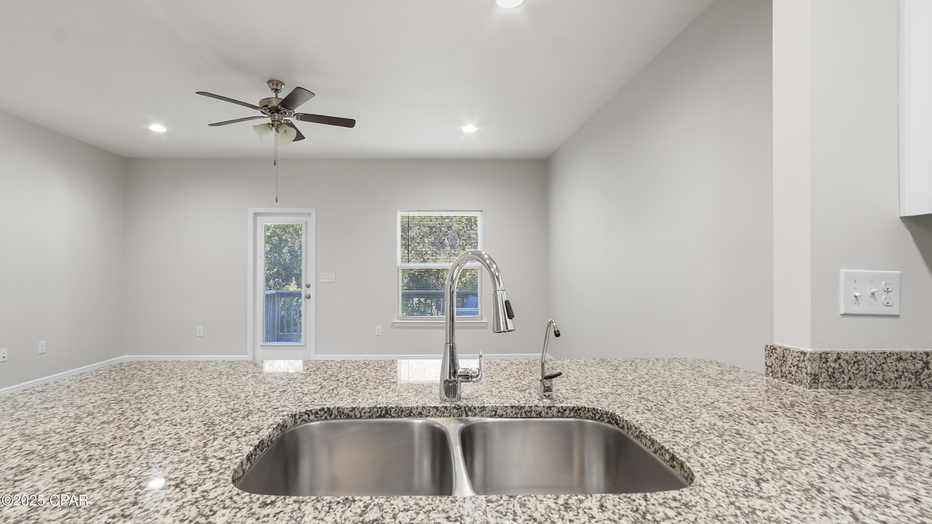 Hathaway Townhomes - Residential Lease