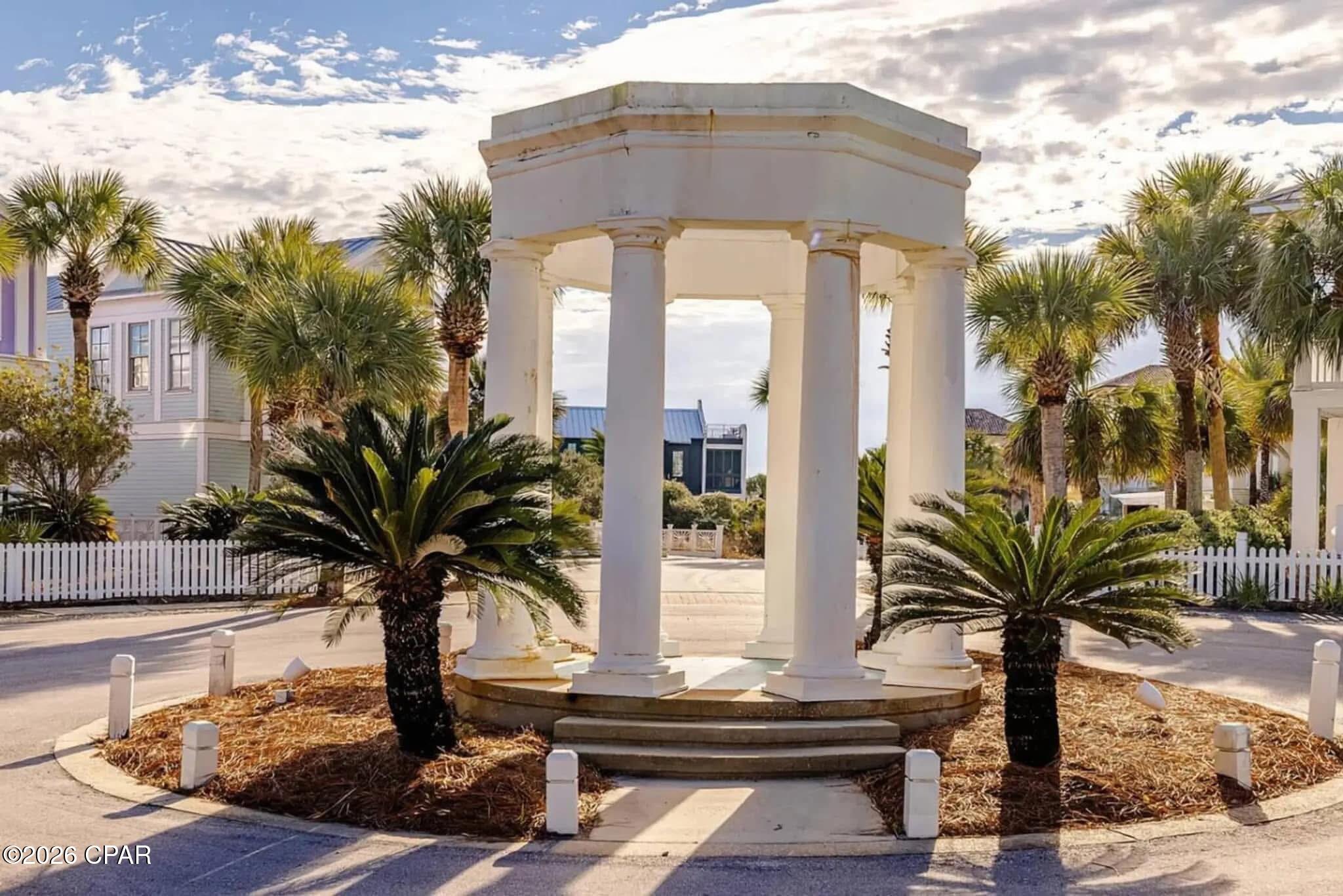 Carillon Beach Inn - Residential