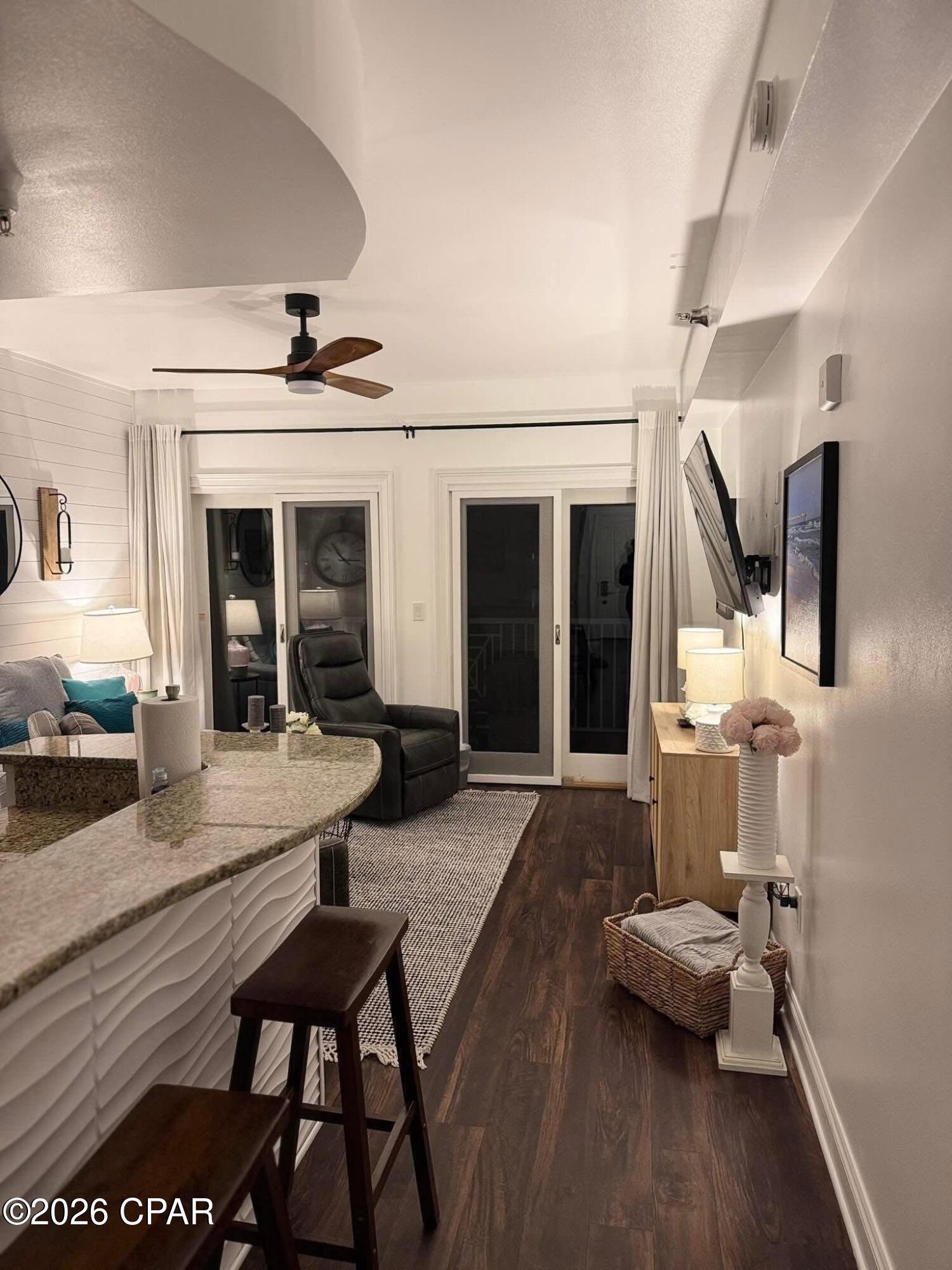 Carillon Beach Inn - Residential