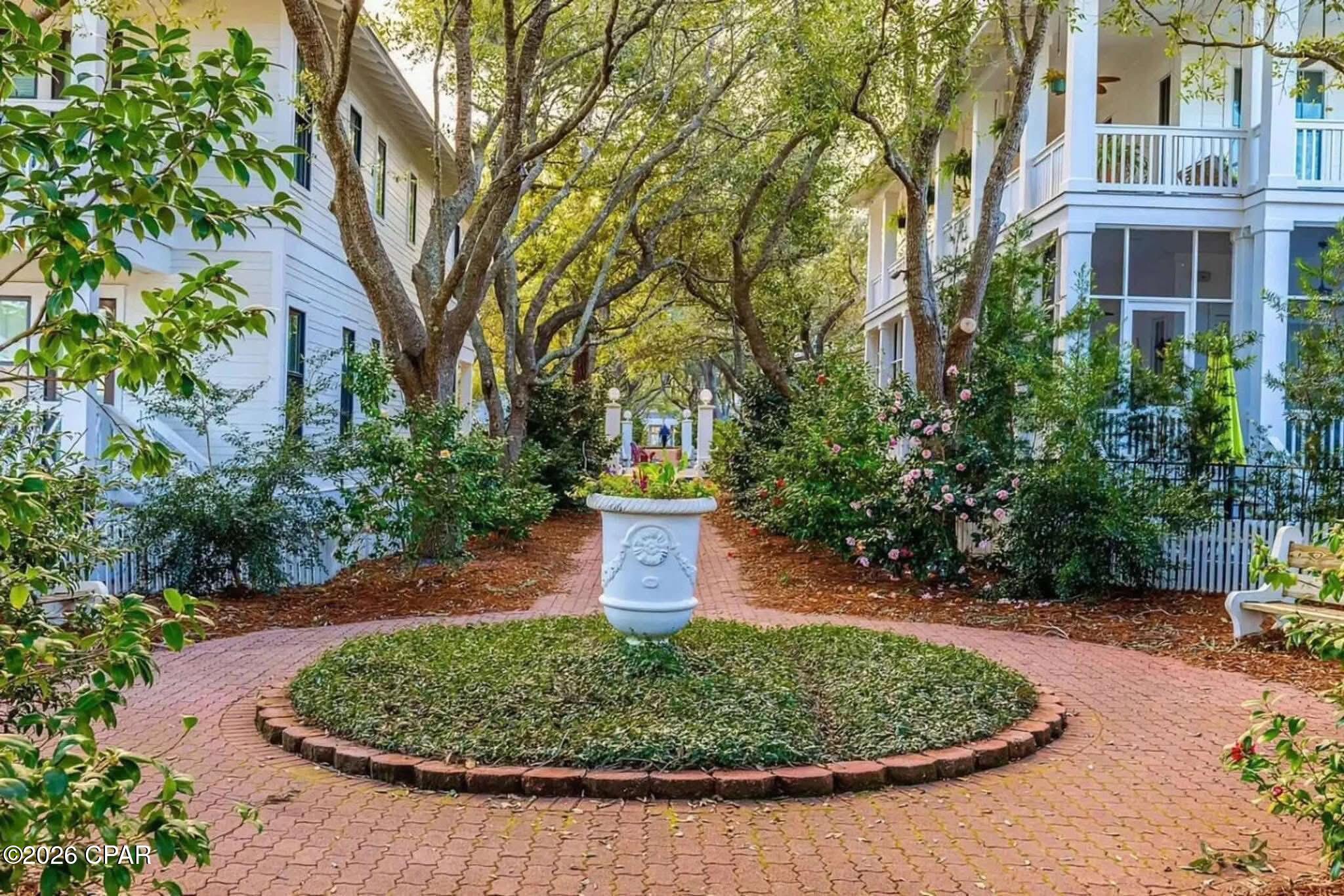 Carillon Beach Inn - Residential