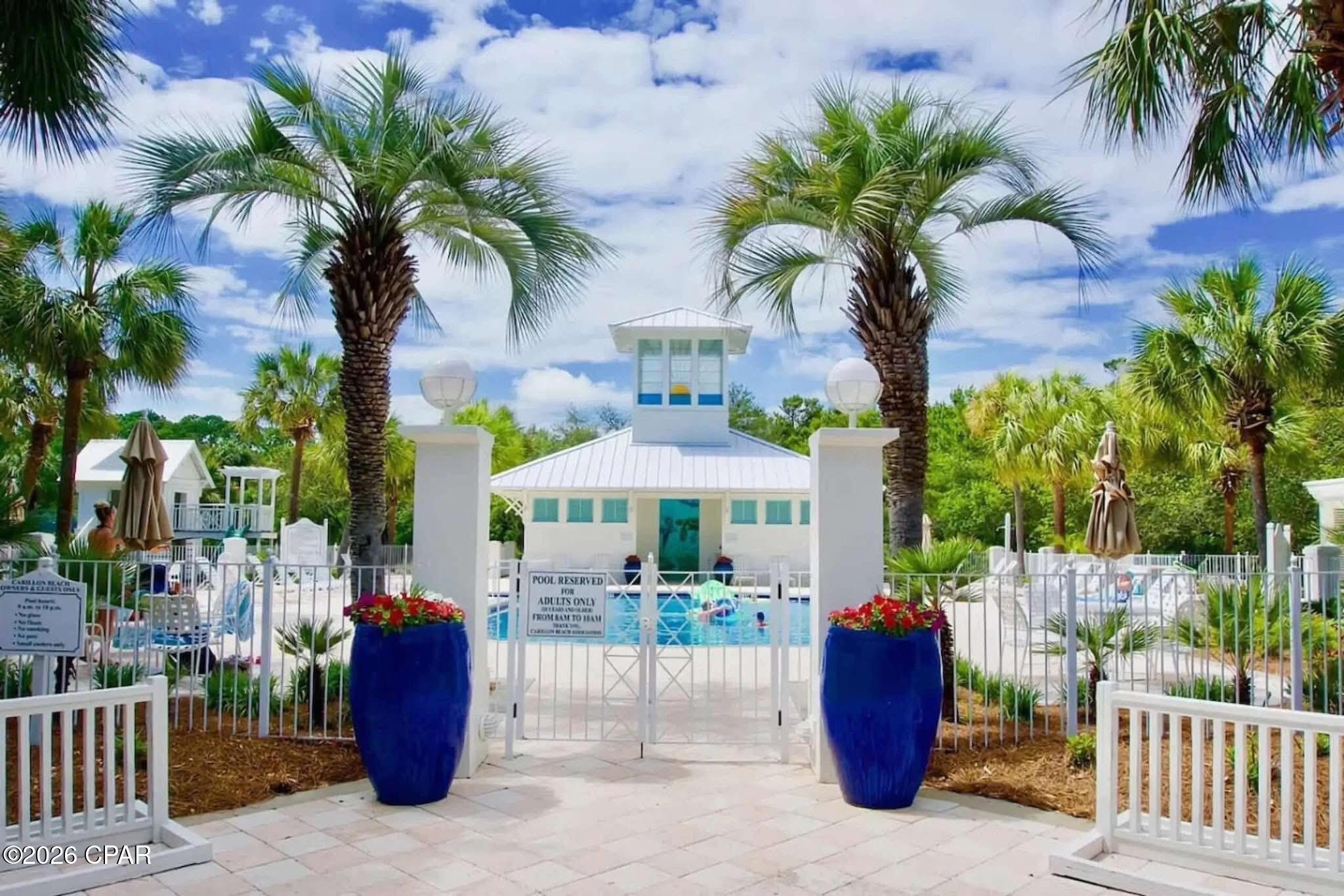 Carillon Beach Inn - Residential