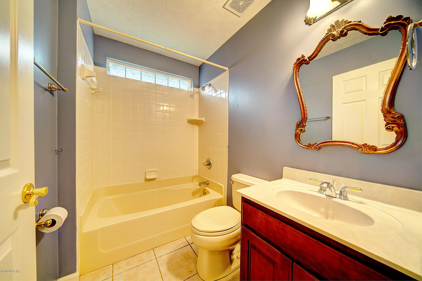 St And Bay Dev Co - Residential