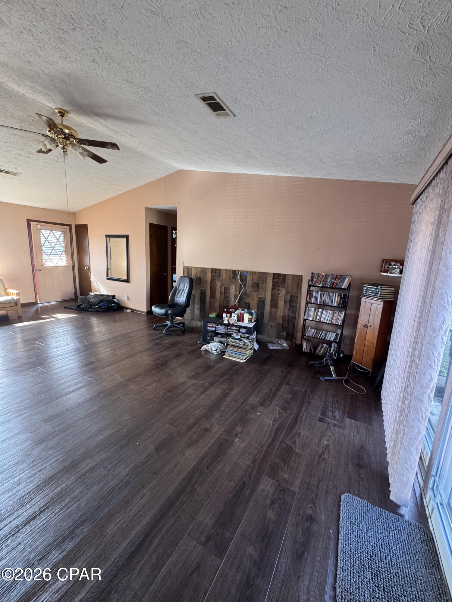 Towne & Country Lake Estates - Residential