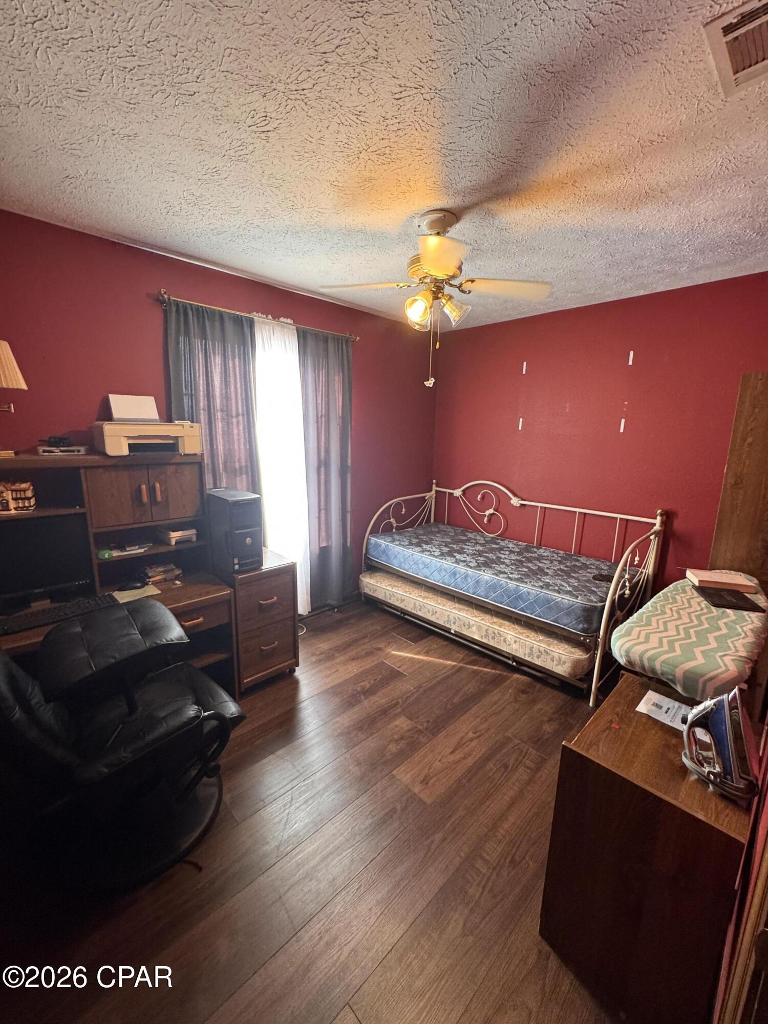 Towne & Country Lake Estates - Residential