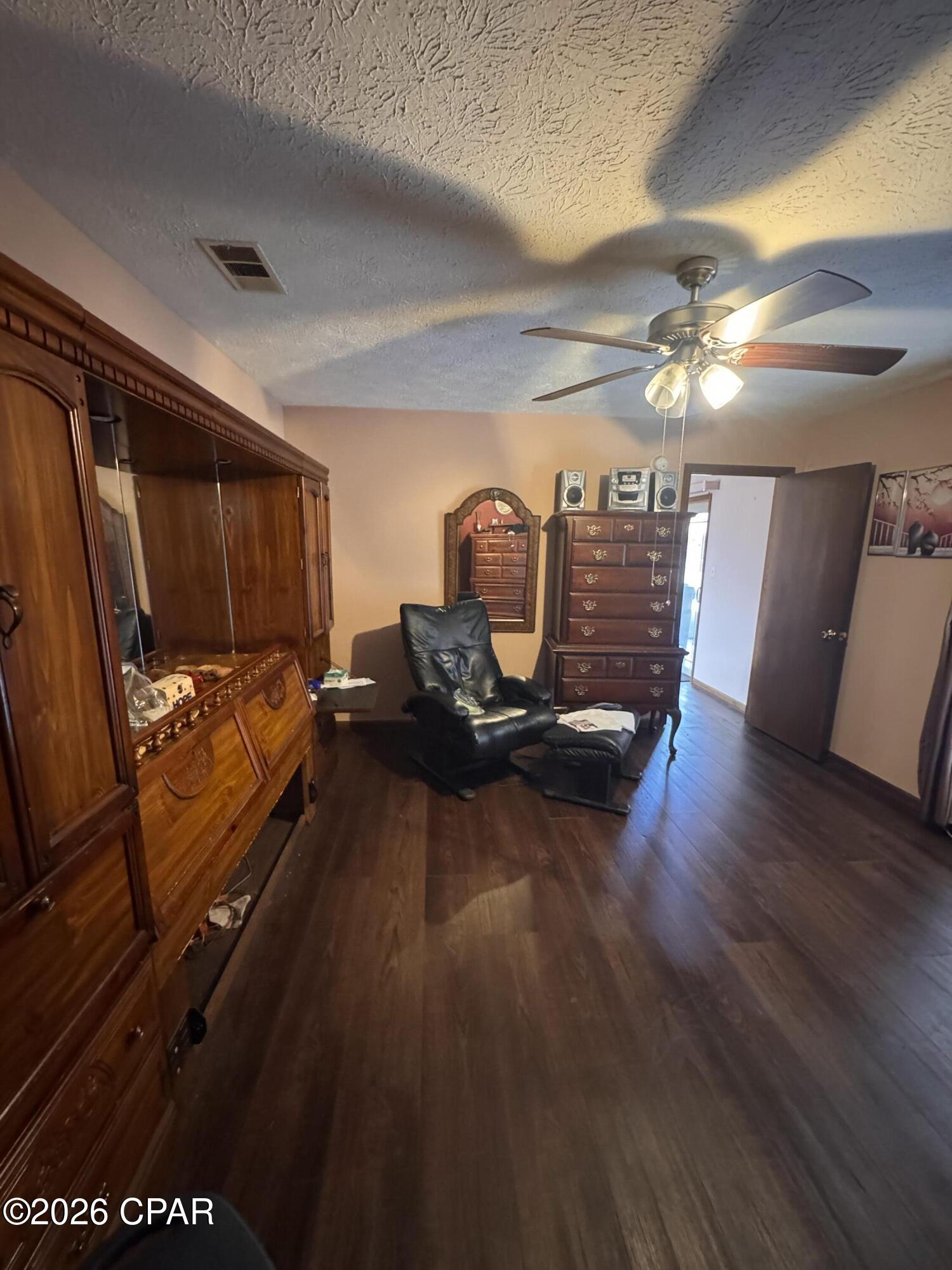 Towne & Country Lake Estates - Residential