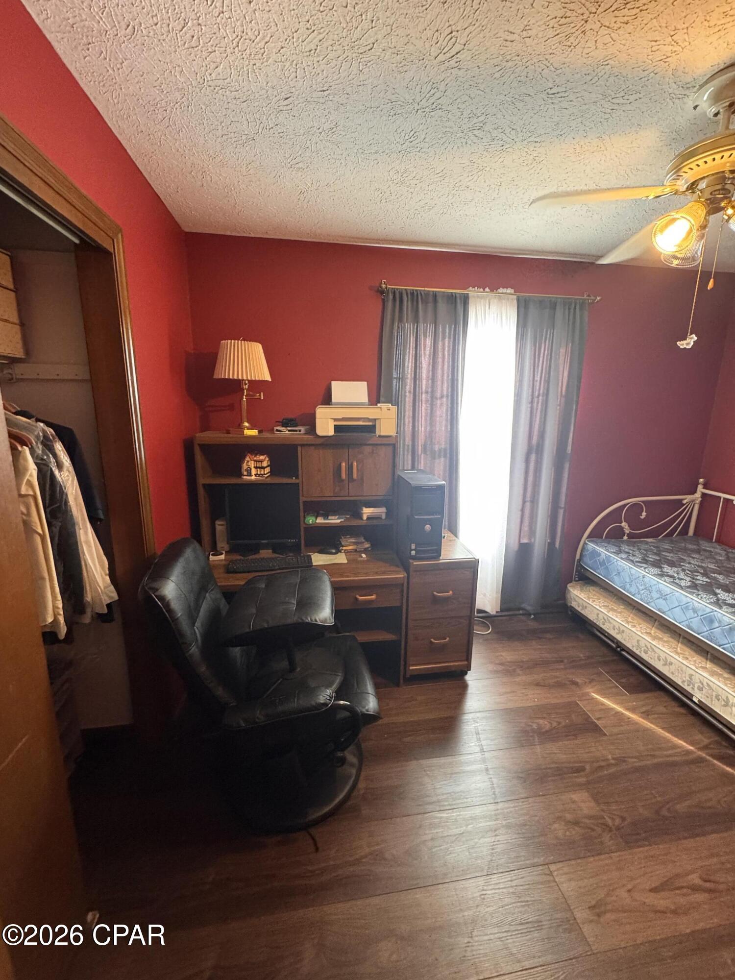 Towne & Country Lake Estates - Residential