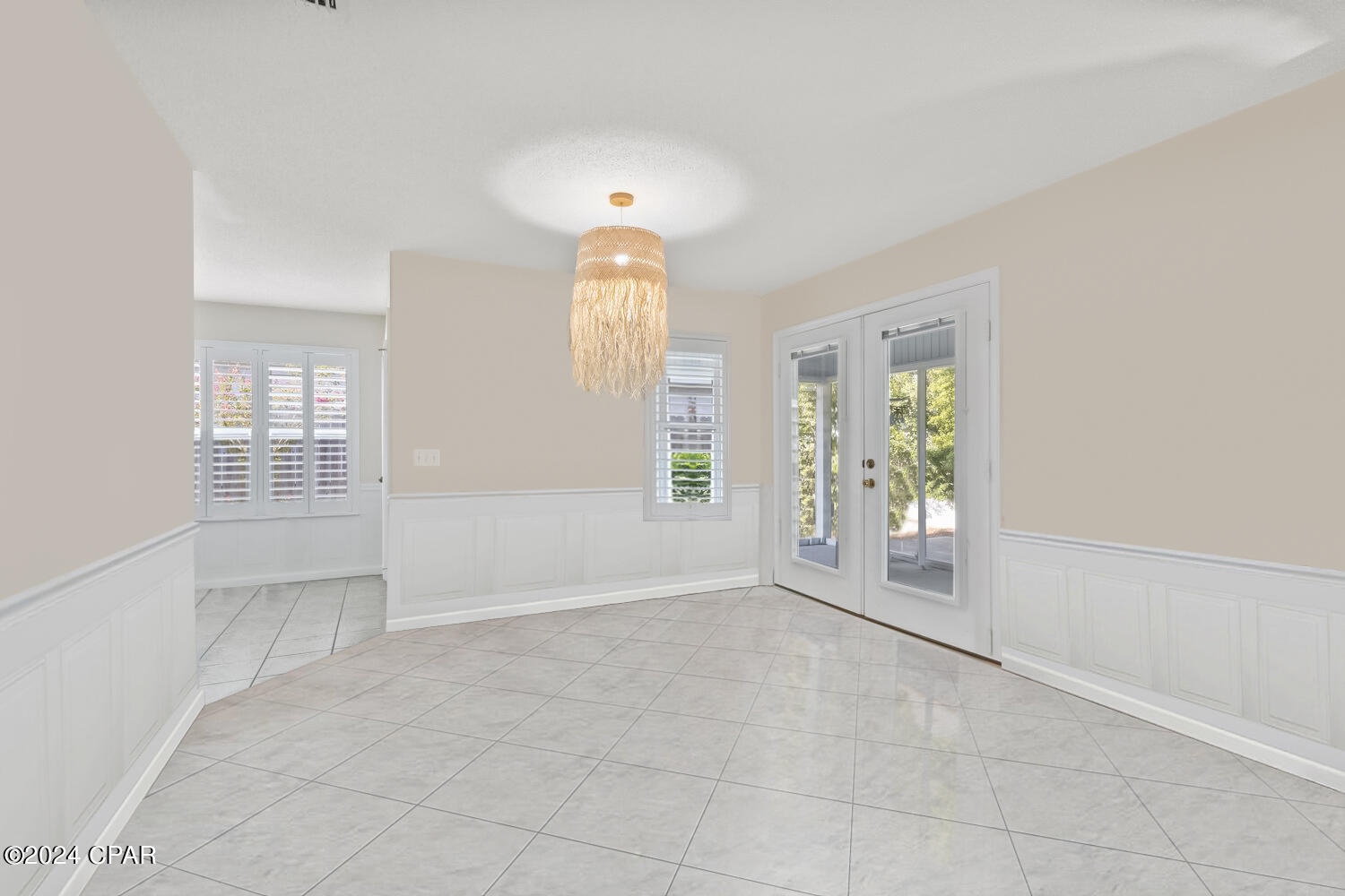 Jamaican Lake Condos - Residential