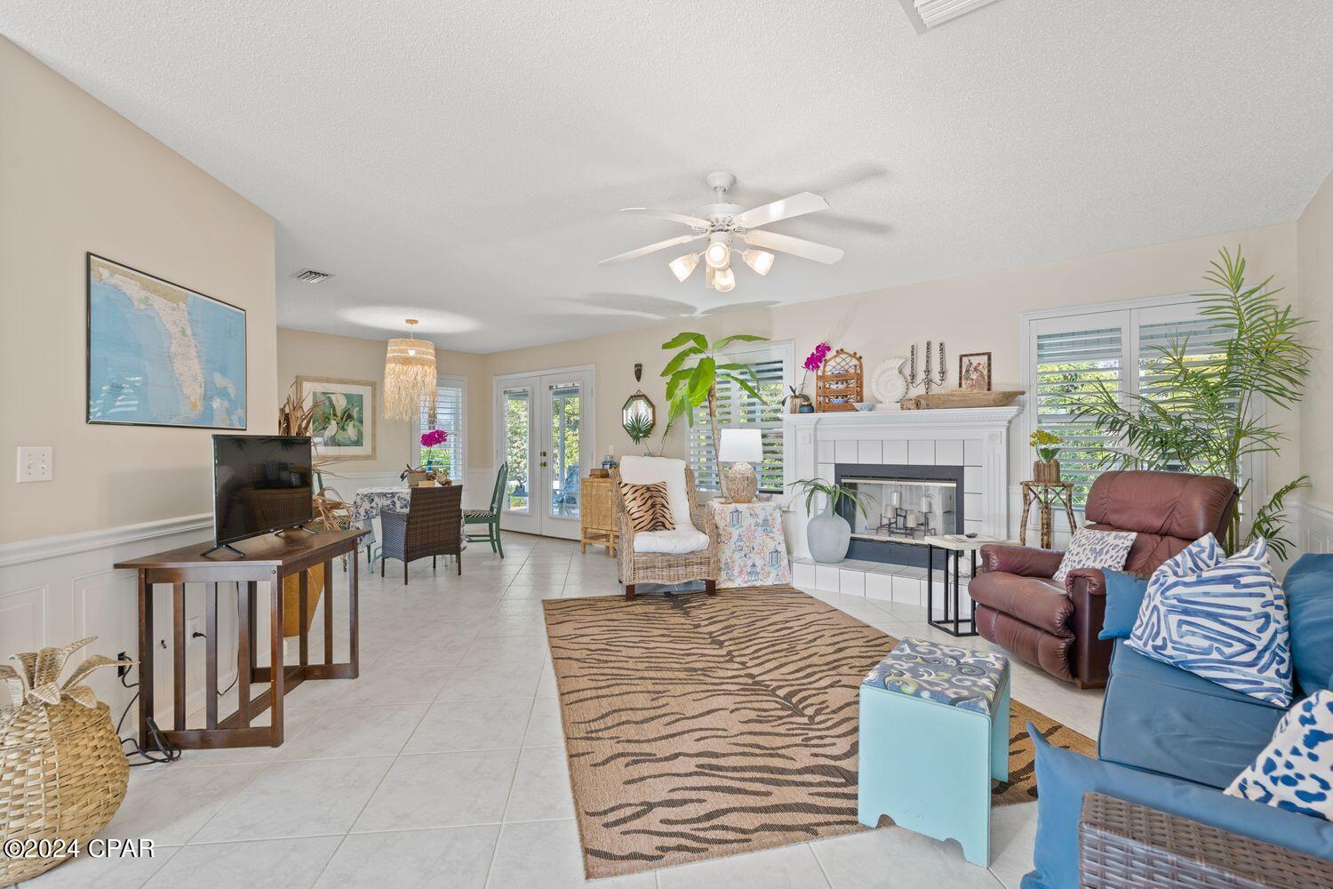 Jamaican Lake Condos - Residential