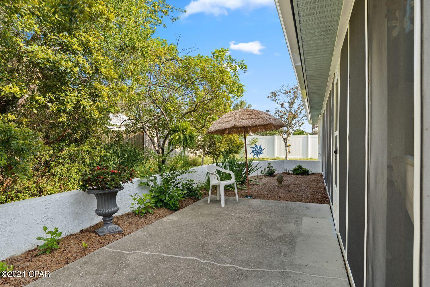 Jamaican Lake Condos - Residential