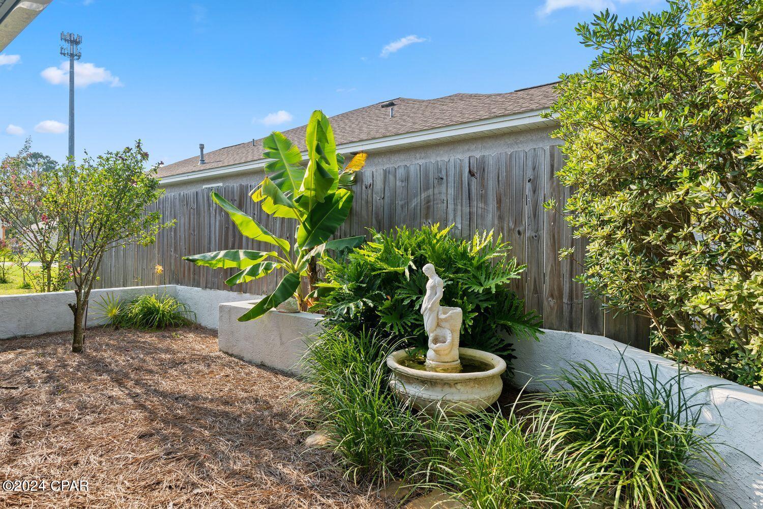 Jamaican Lake Condos - Residential