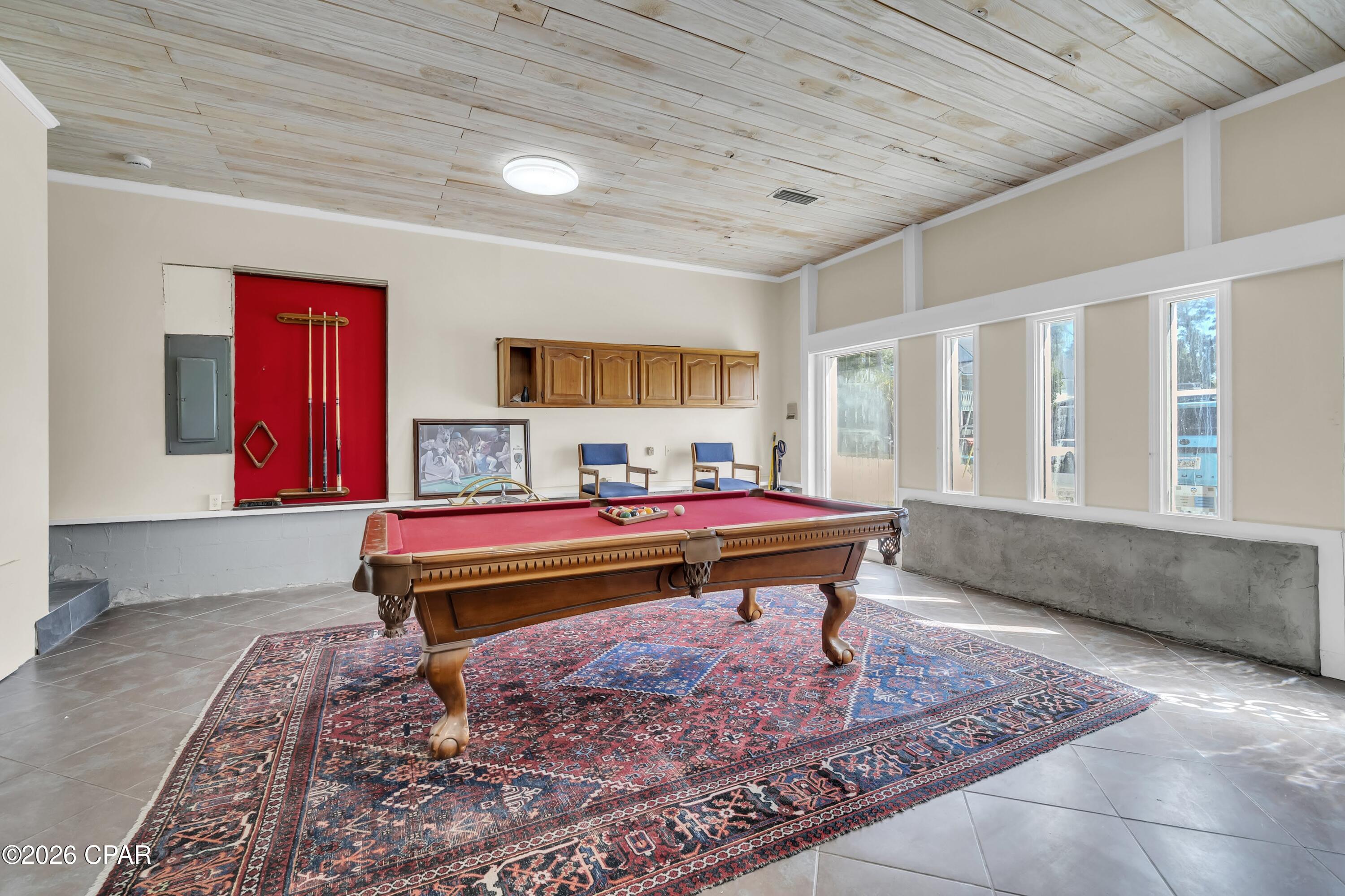 Silver Sands Unit 1 - Residential