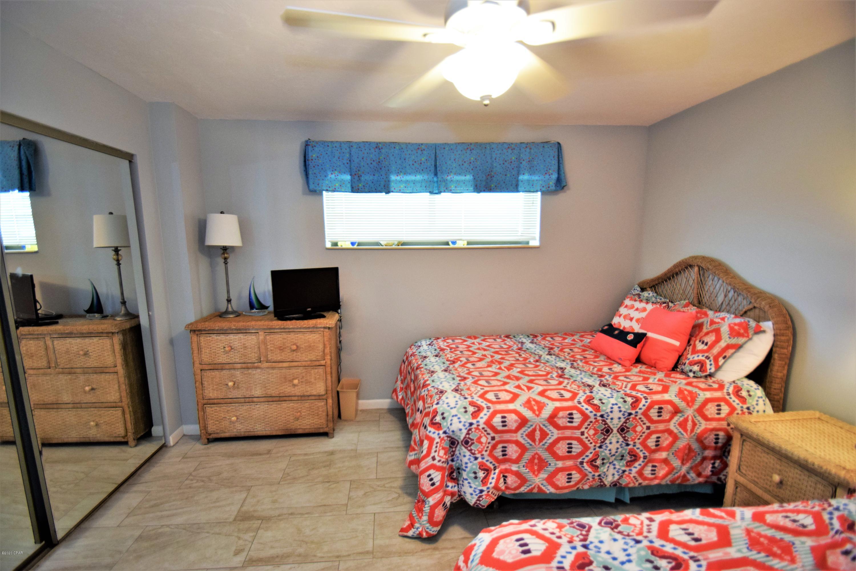 Summerhouse Condo. - Residential