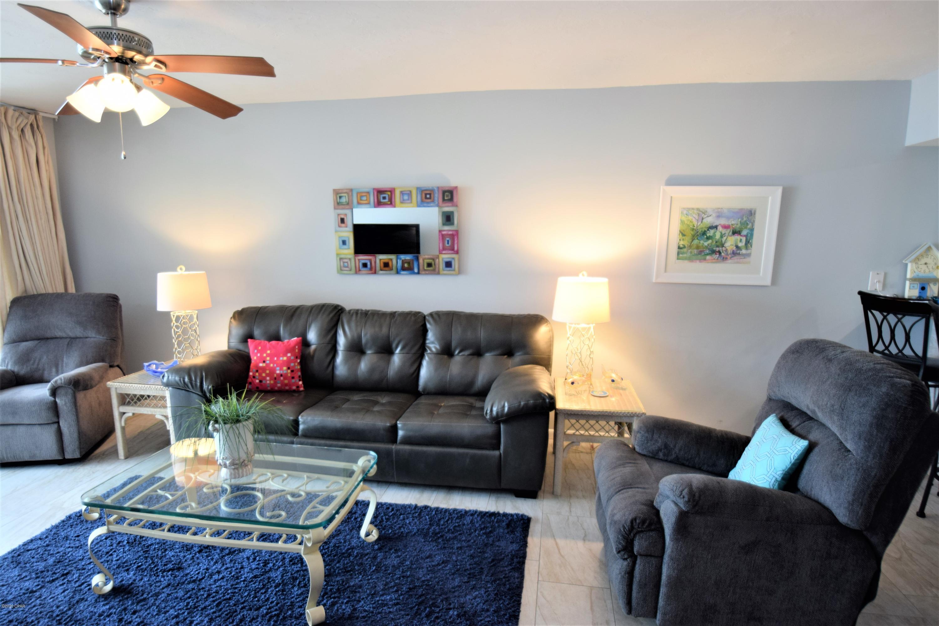 Summerhouse Condo. - Residential