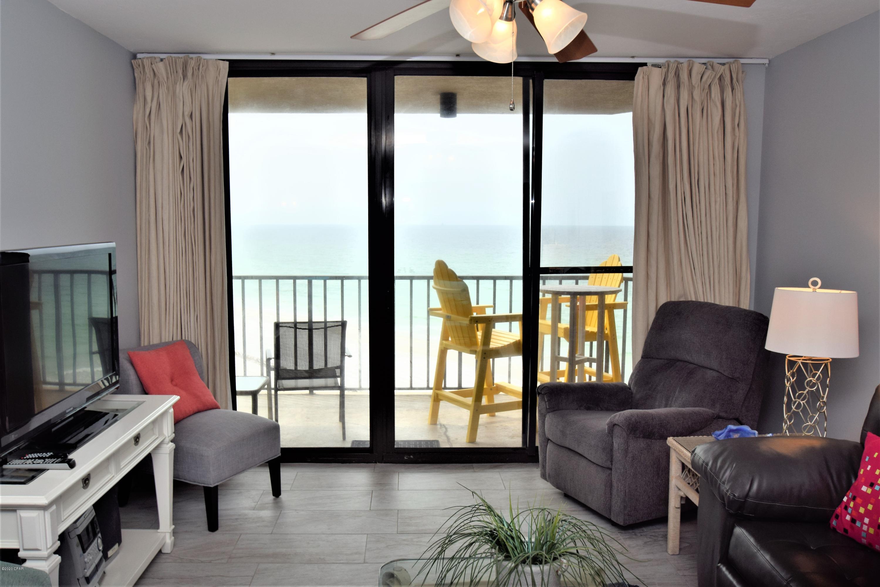 Summerhouse Condo. - Residential