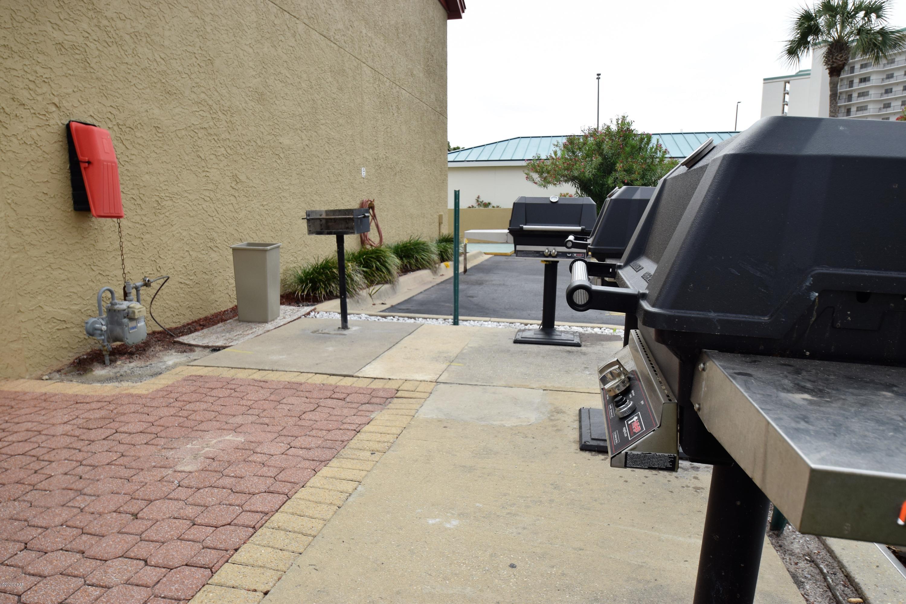 Summerhouse Condo. - Residential