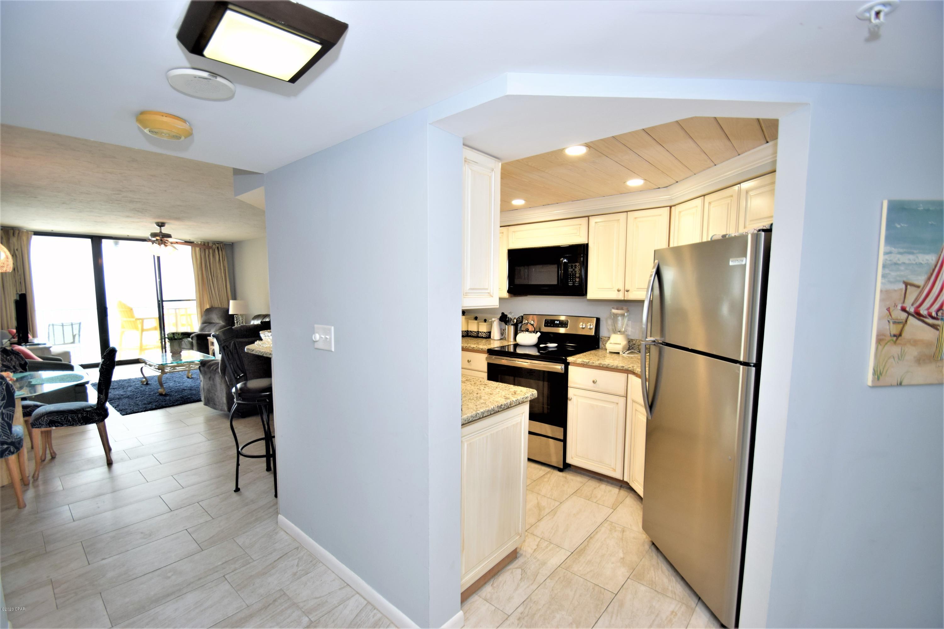 Summerhouse Condo. - Residential