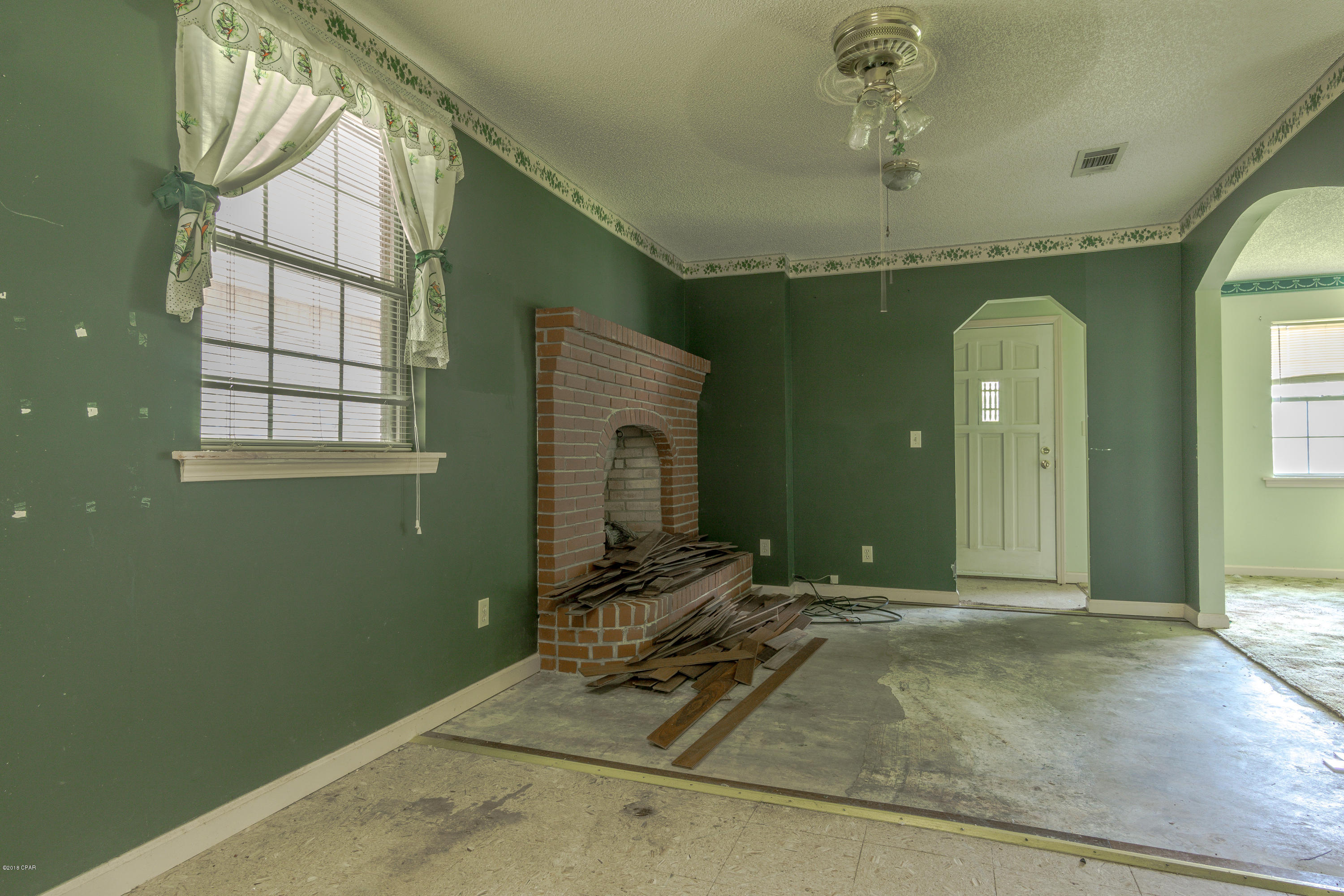 [No Recorded Subdiv] - Residential