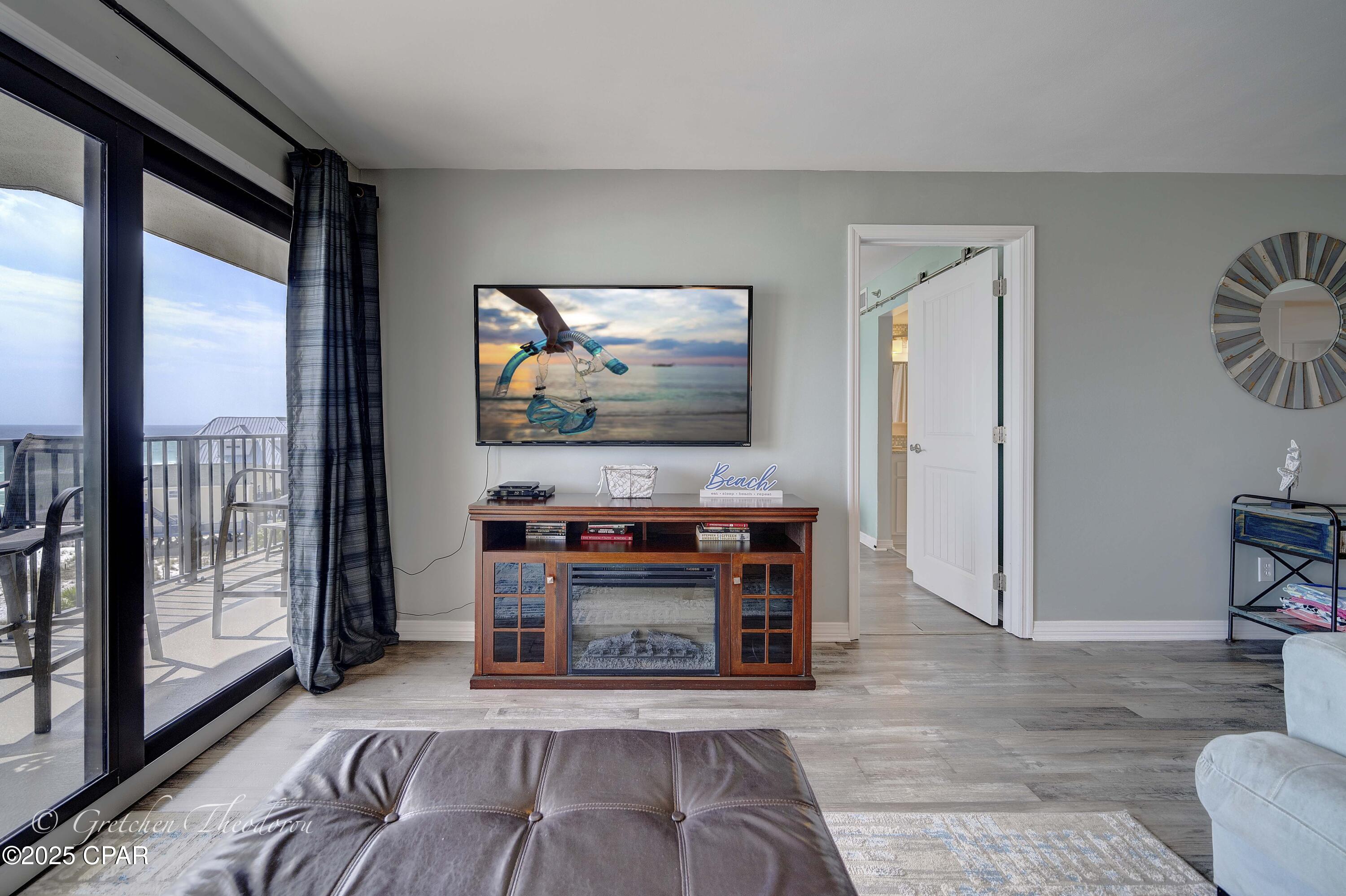 The Commodore - Residential