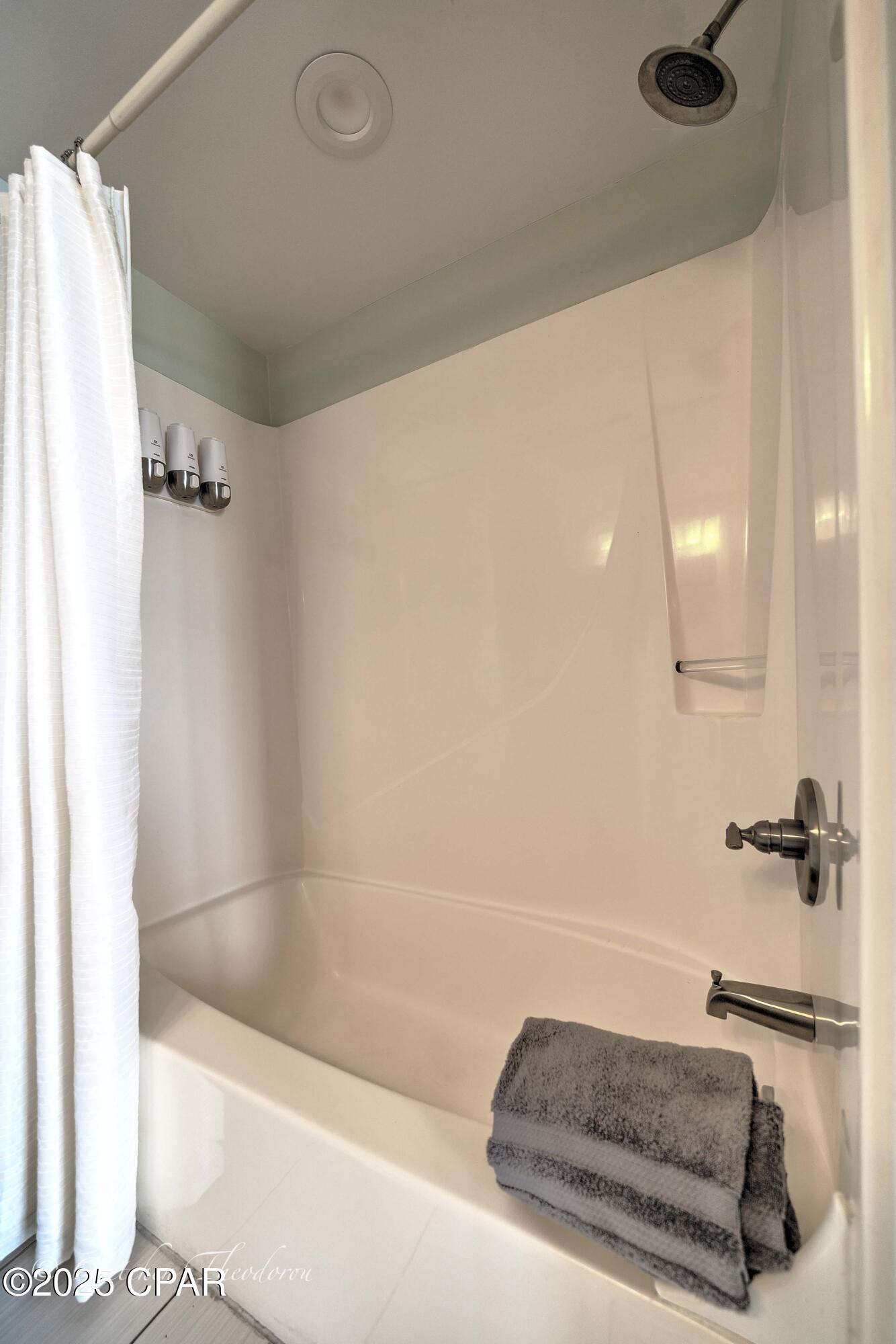 The Commodore - Residential