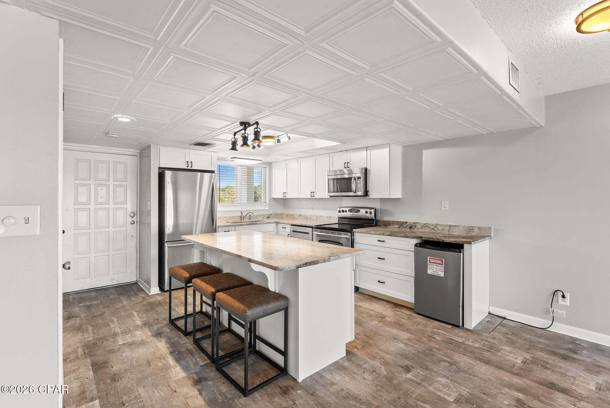 Cove Condominium - Residential