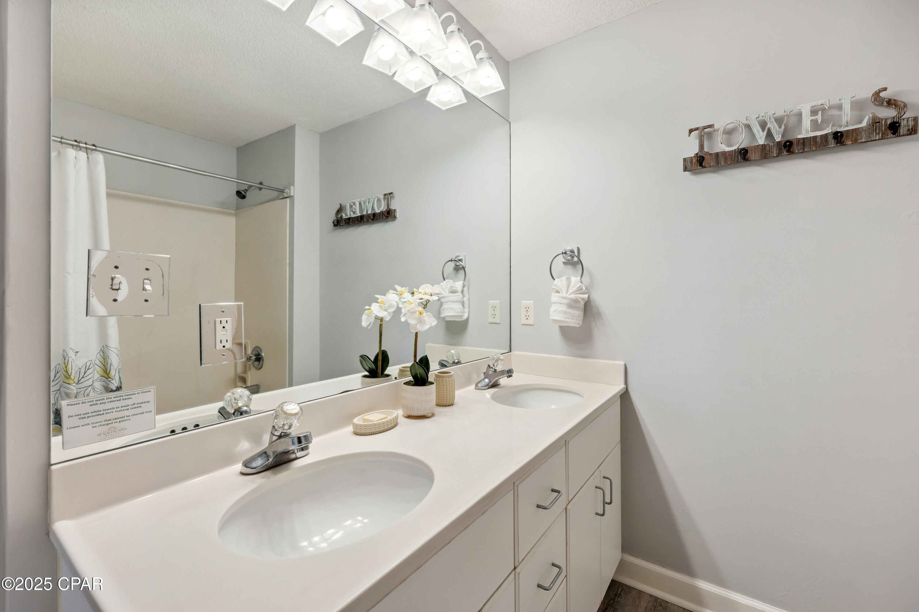 Summit At Topsl - Residential