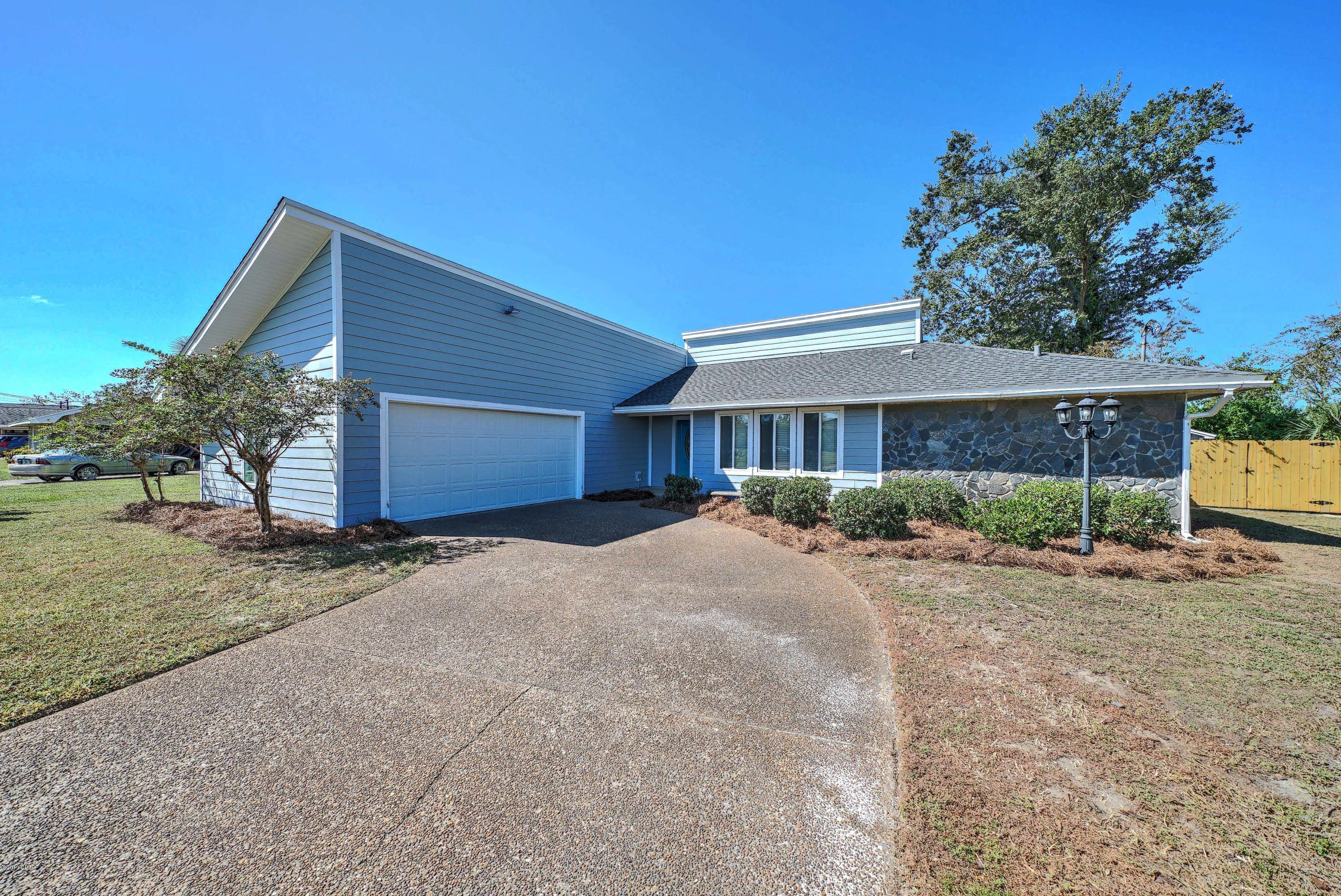 [No Recorded Subdiv] - Residential