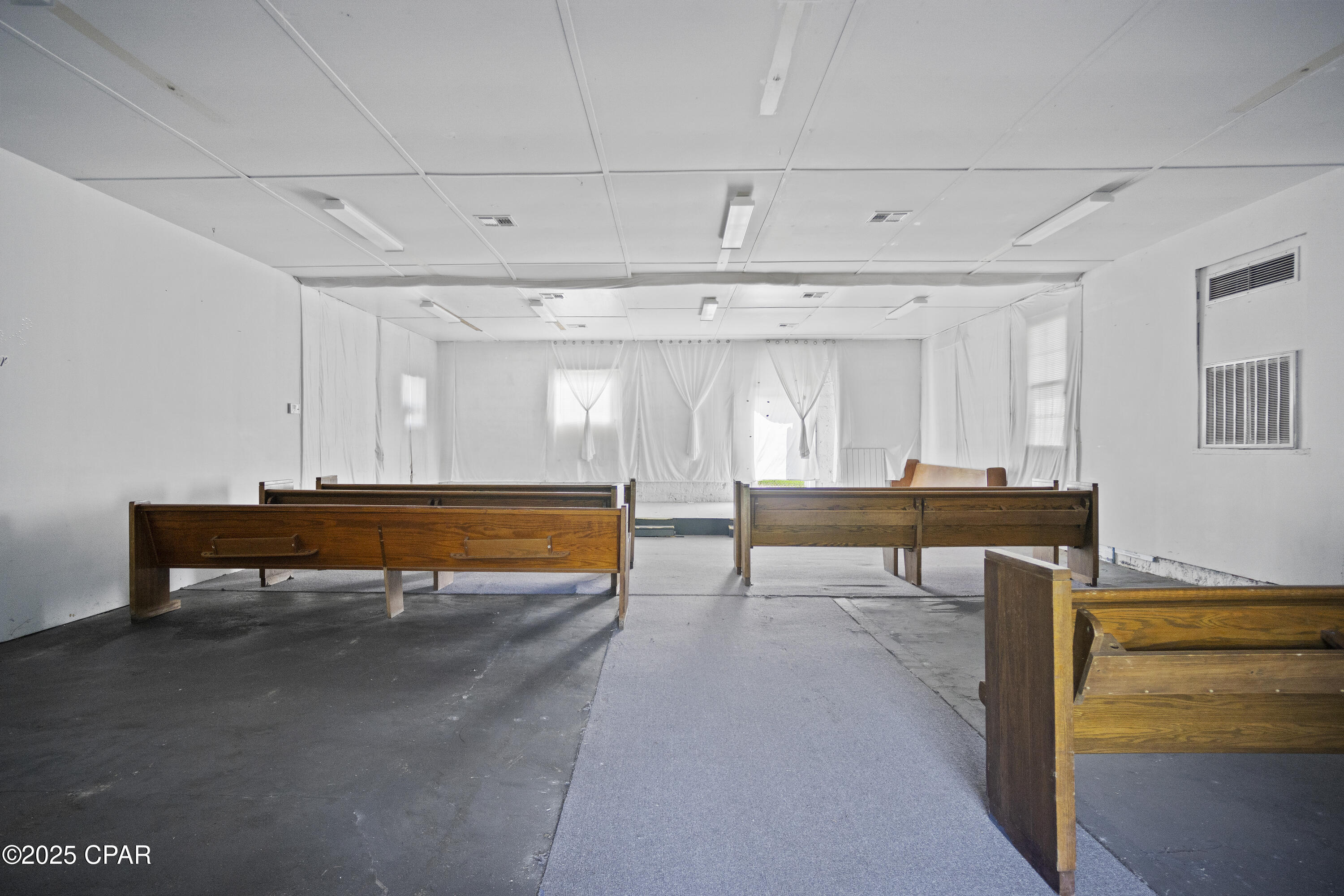 [No Recorded Subdiv] - Commercial Sale