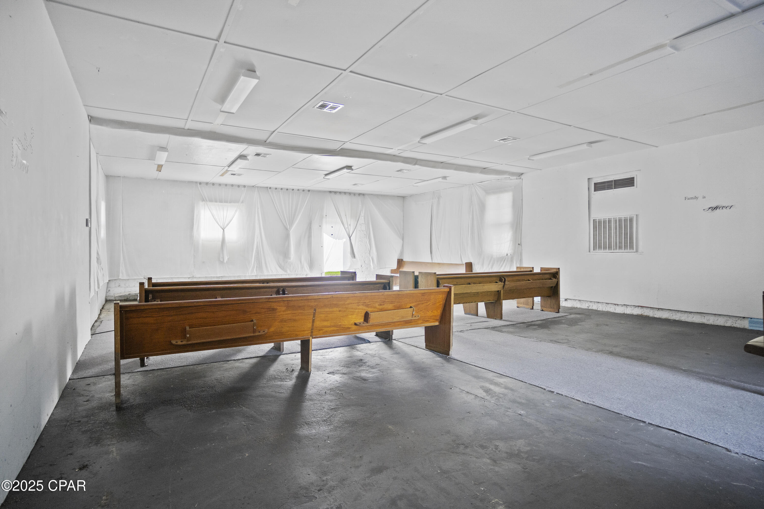 [No Recorded Subdiv] - Commercial Sale