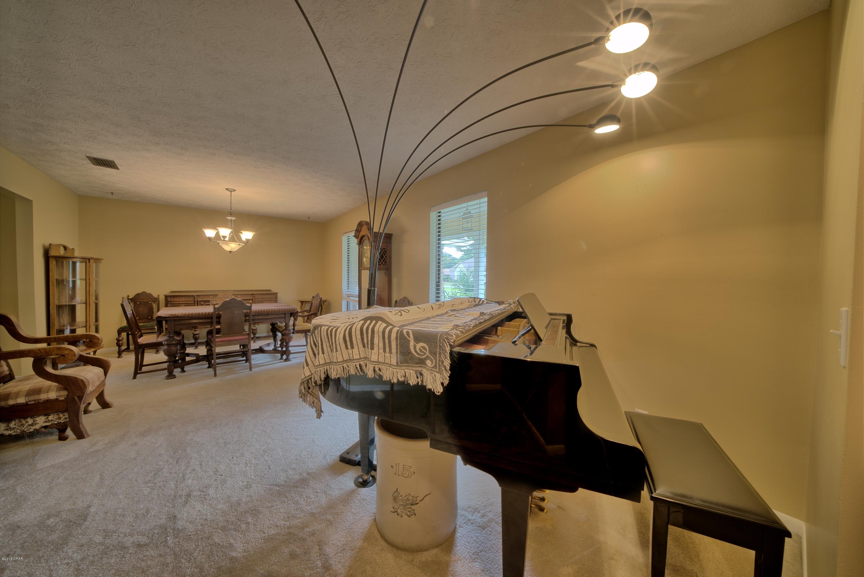 Kings Point 1st Add - Residential