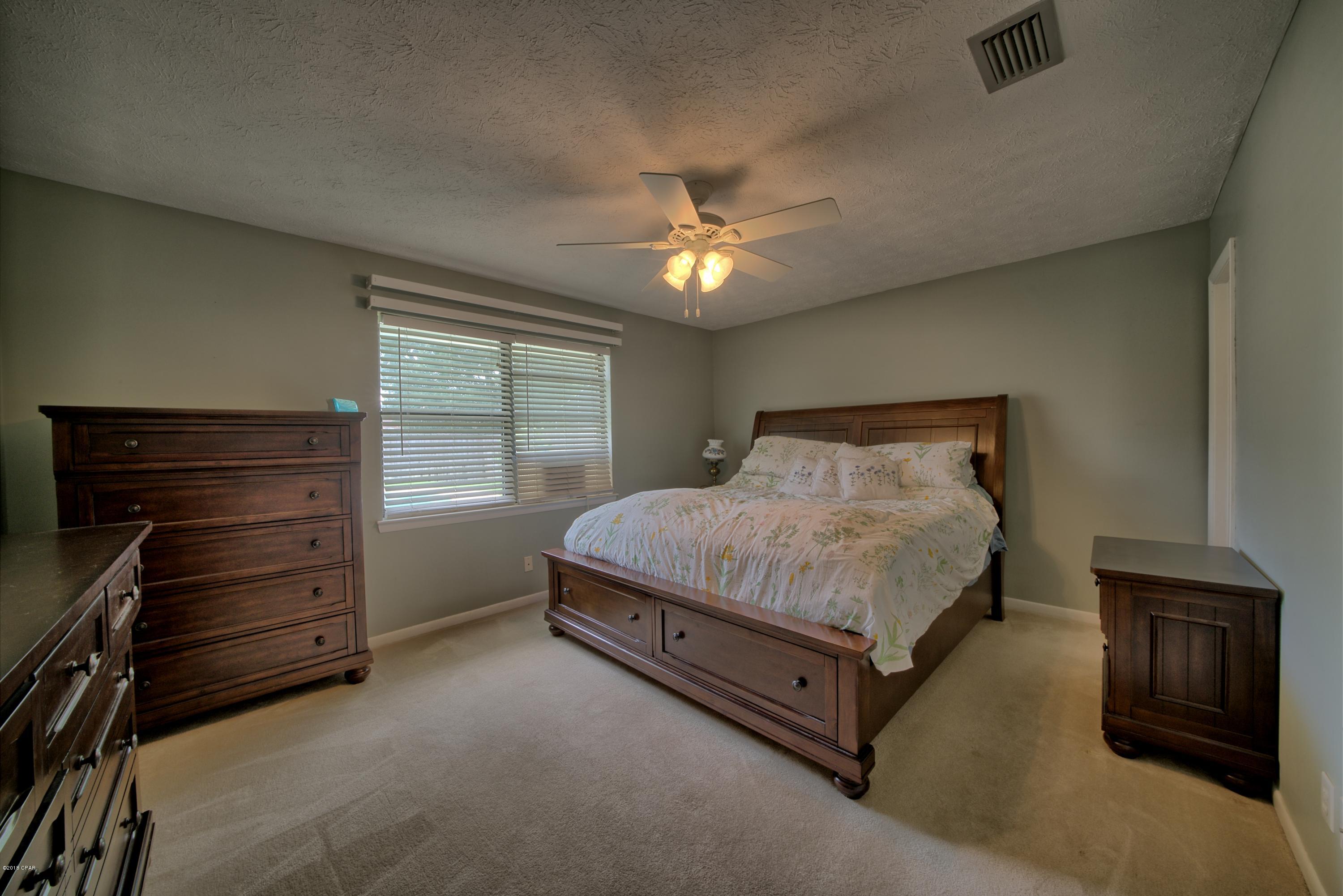 Kings Point 1st Add - Residential