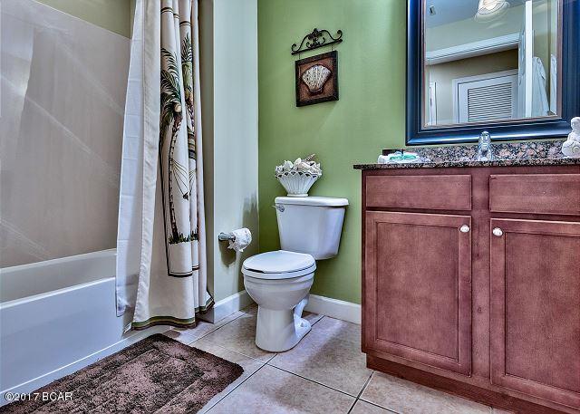 Splash Condo - Residential