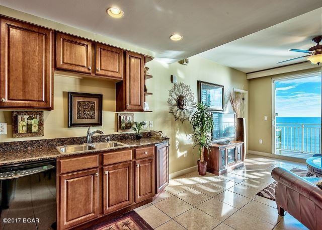 Splash Condo - Residential