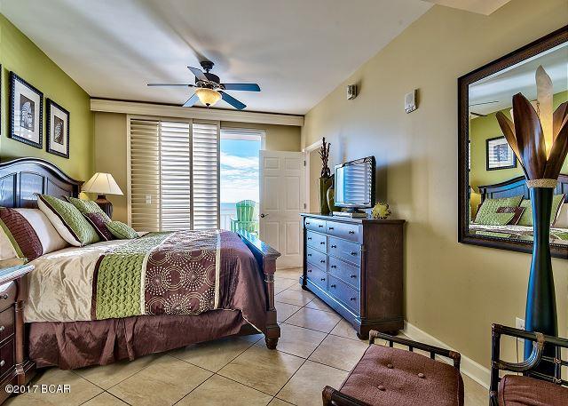 Splash Condo - Residential