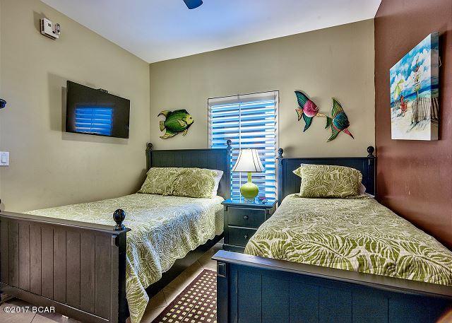 Splash Condo - Residential