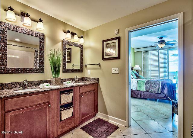 Splash Condo - Residential