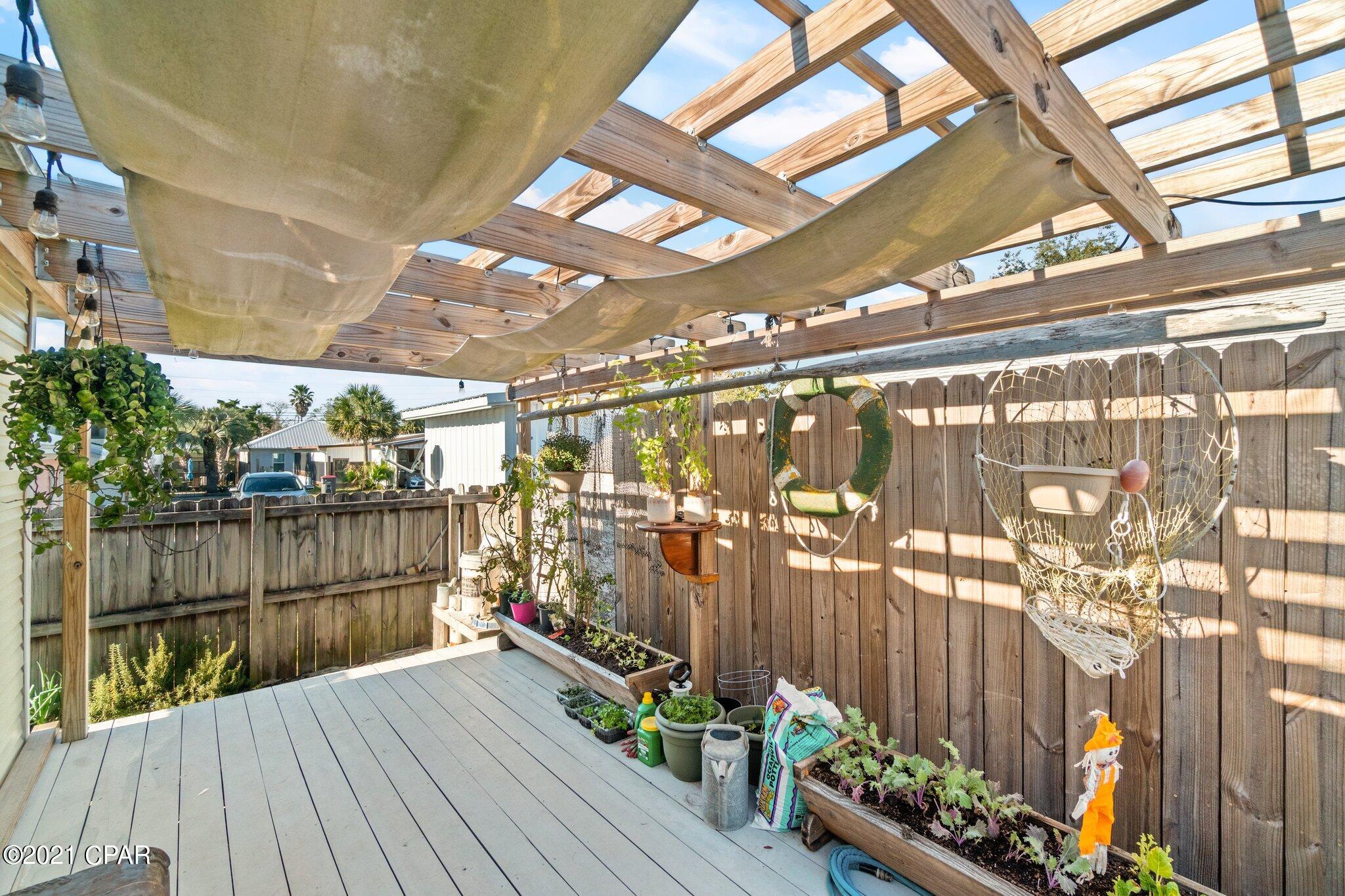 Laguna Beach Estates 5th Add - Residential