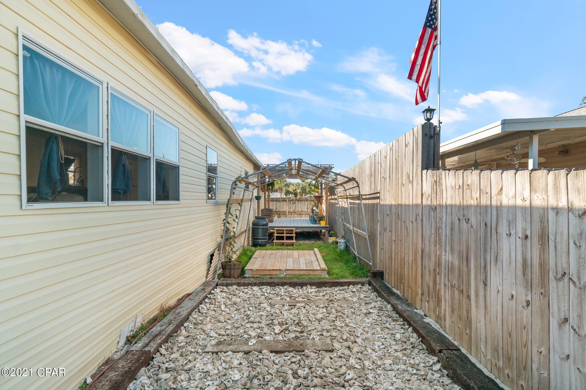 Laguna Beach Estates 5th Add - Residential