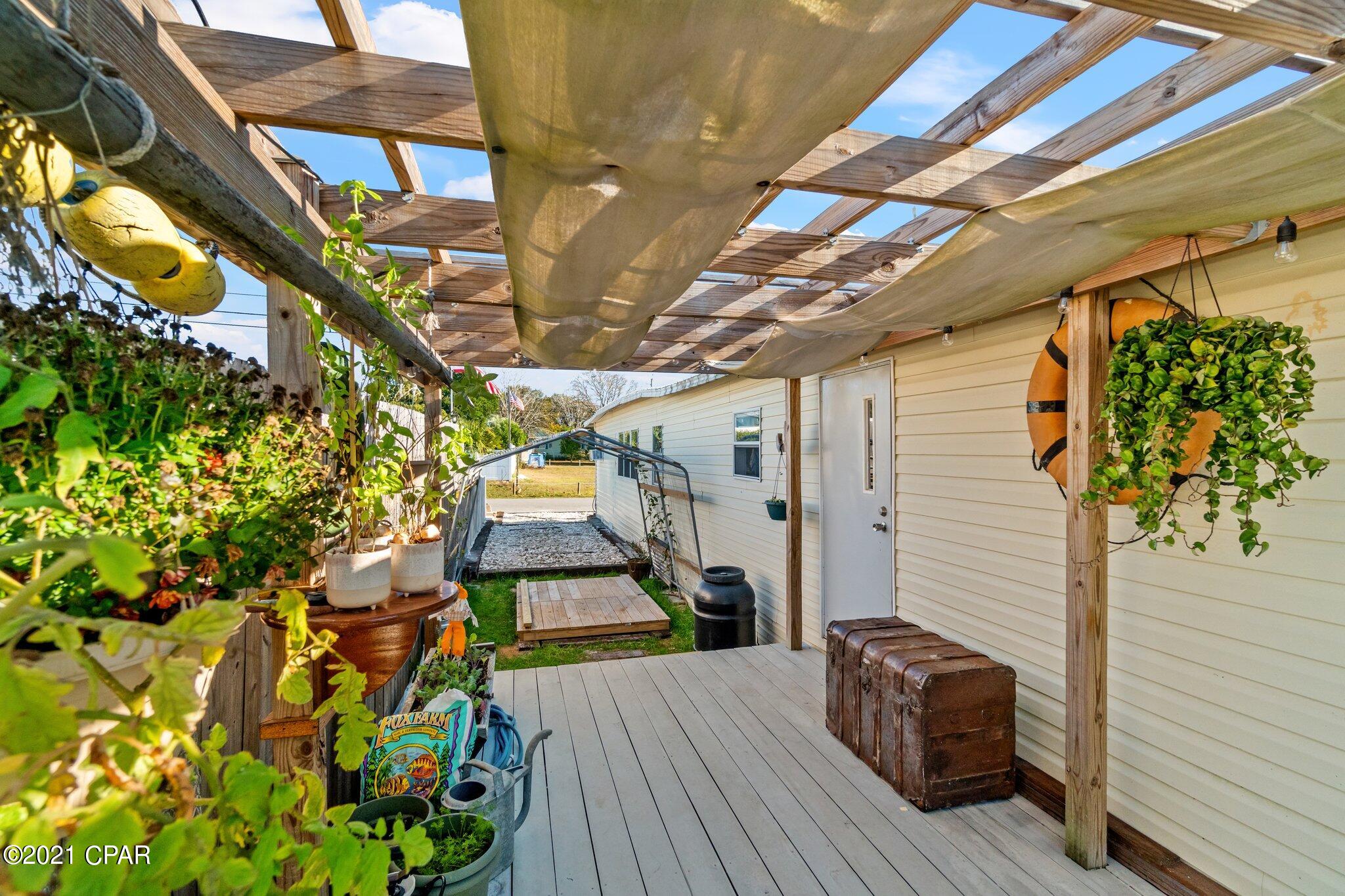 Laguna Beach Estates 5th Add - Residential