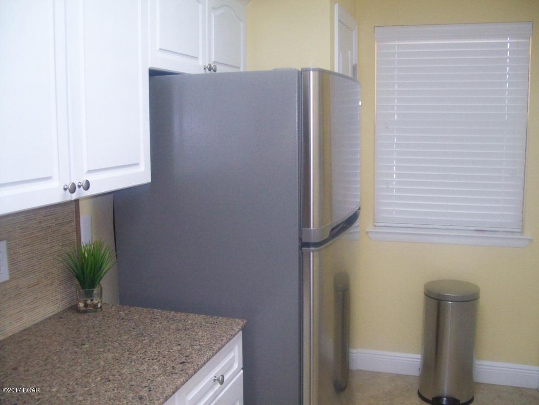 Edgewater Golf Villas 5 B - Residential