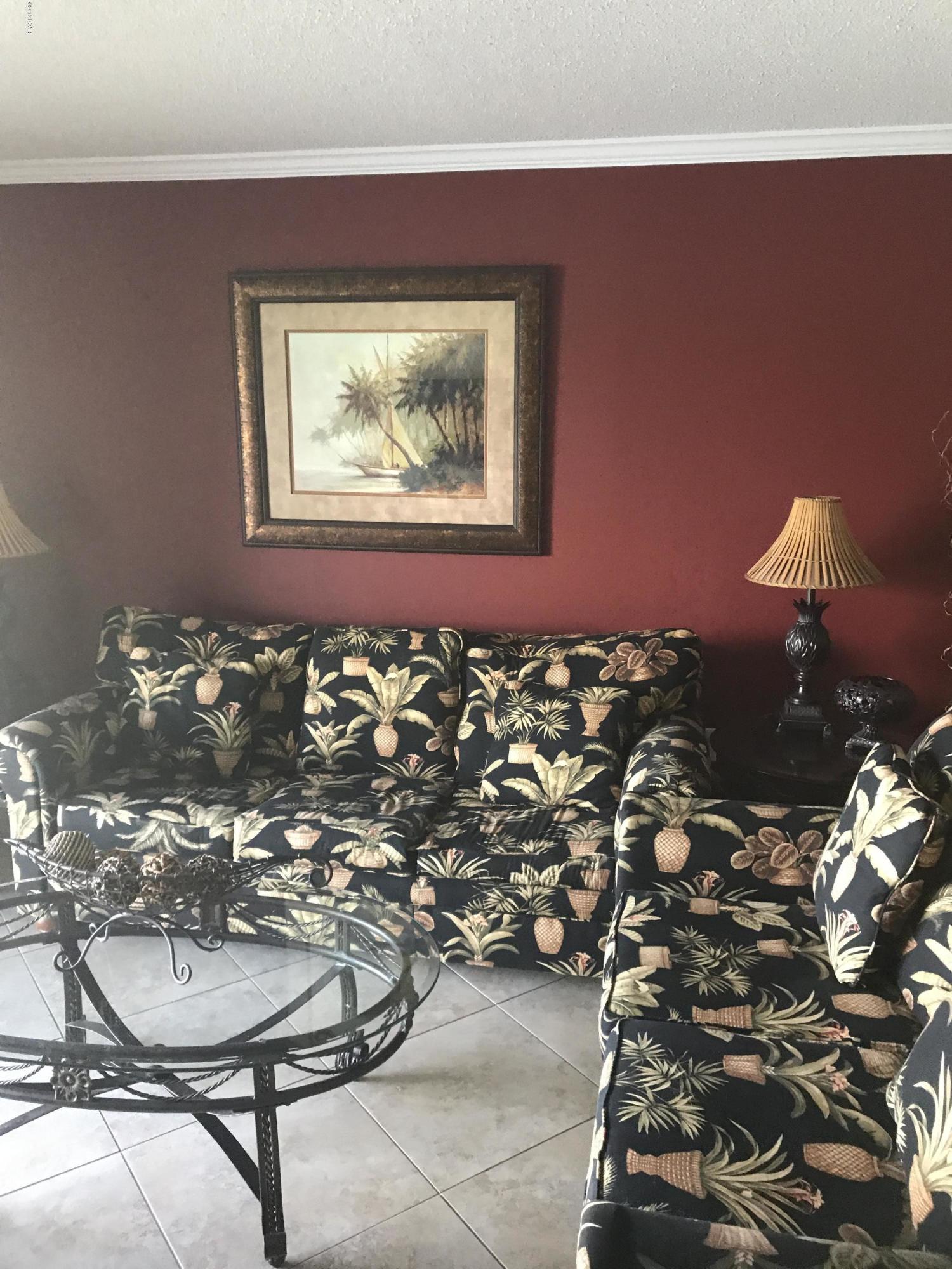 Edgewater Golf Villas 5 B - Residential